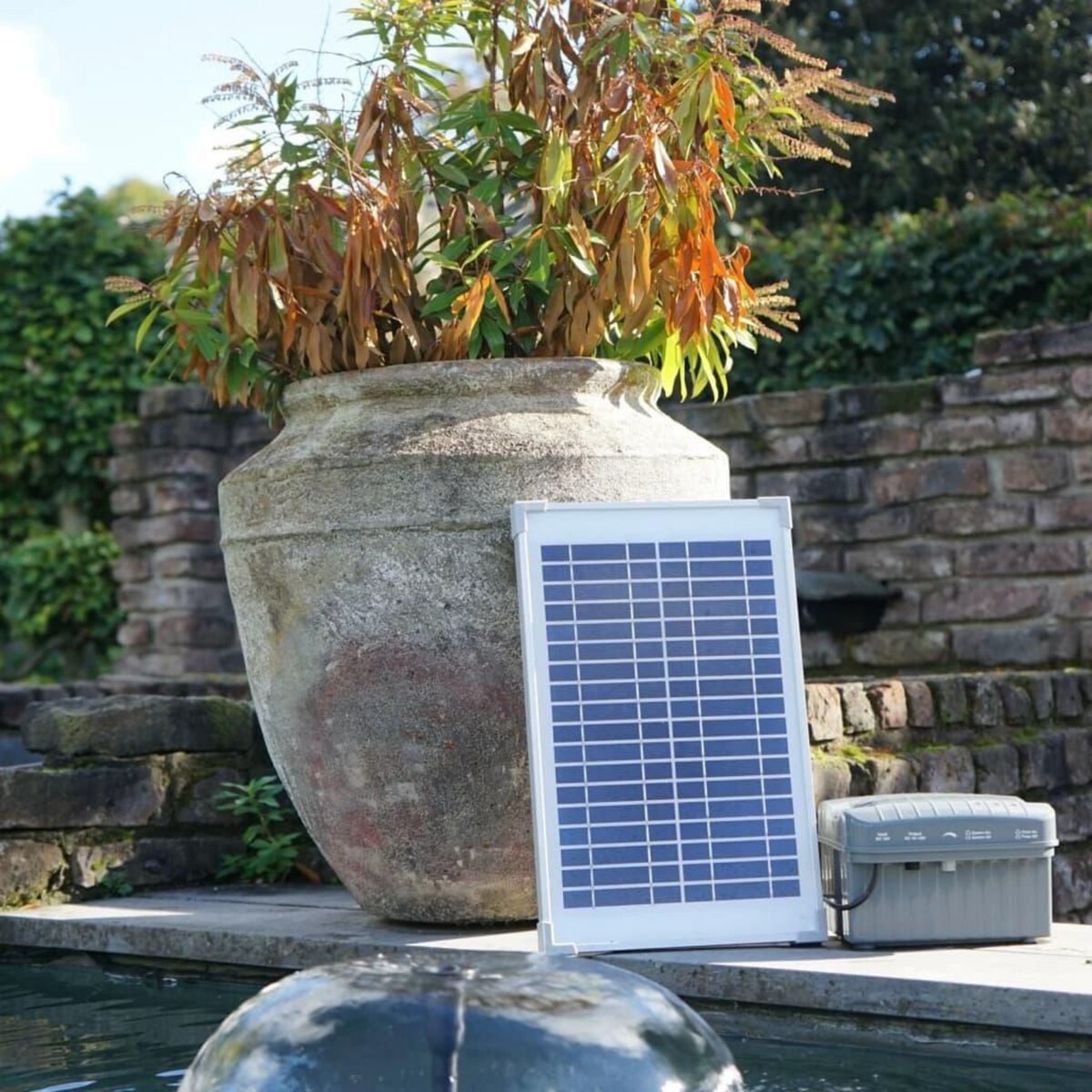 Ubbink Ubbink Jeu de pompe de fontaine de jardin SolarMax 1000