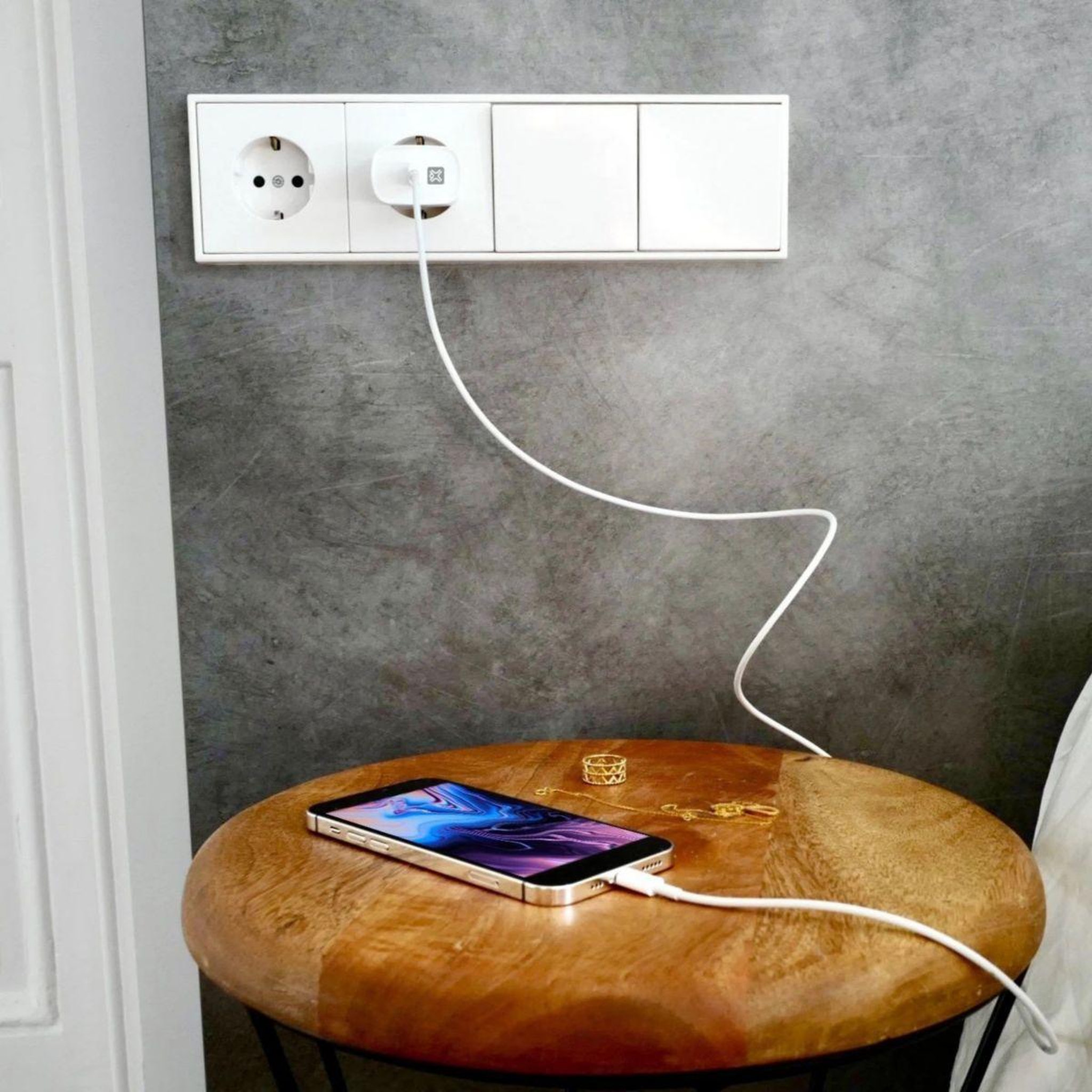 Voir la diapositive 5 : XTREMEMAC Chargeur usb c usb-c 20w