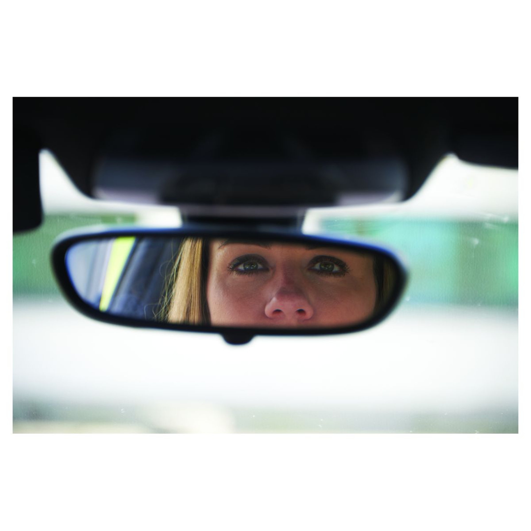Voir la diapositive 6 : TINEO Miroir de voiture
