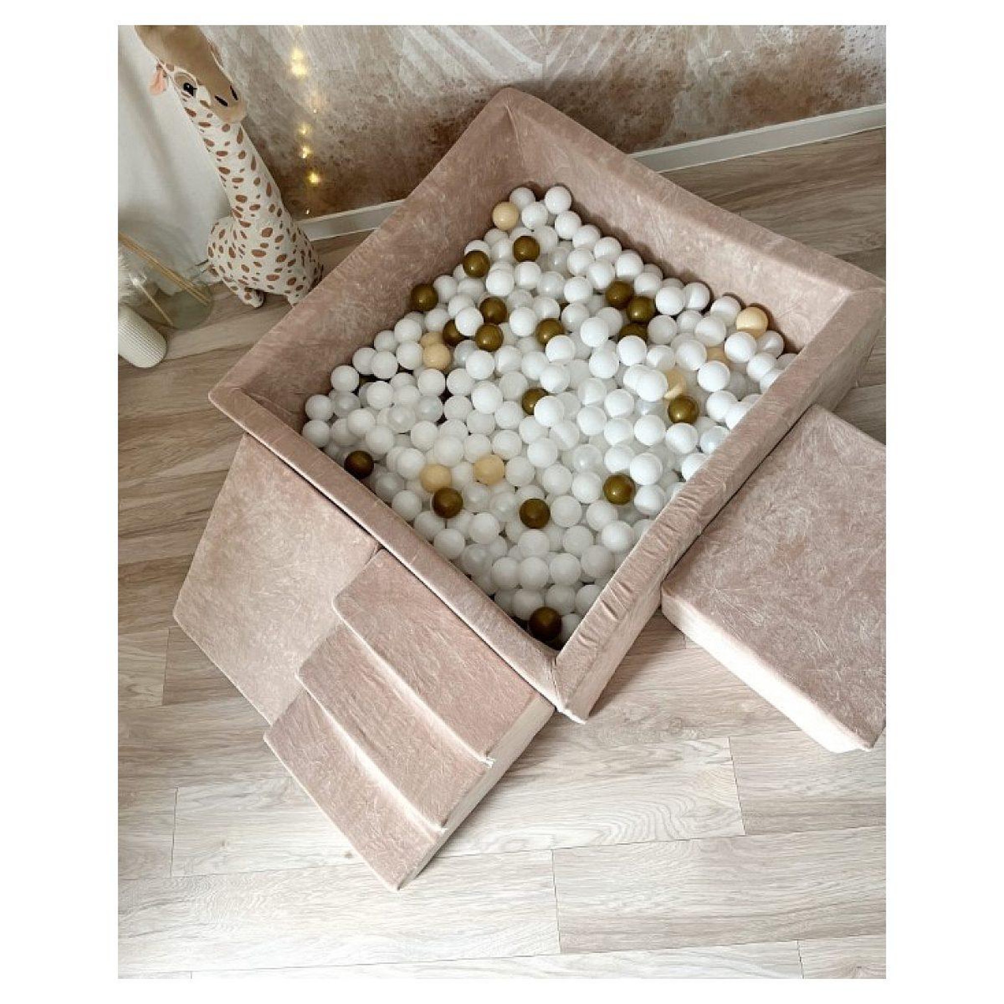 Voir la diapositive 2 : MONIO FOR KIDS Ensemble de jeu en mousse beige + 400 balles