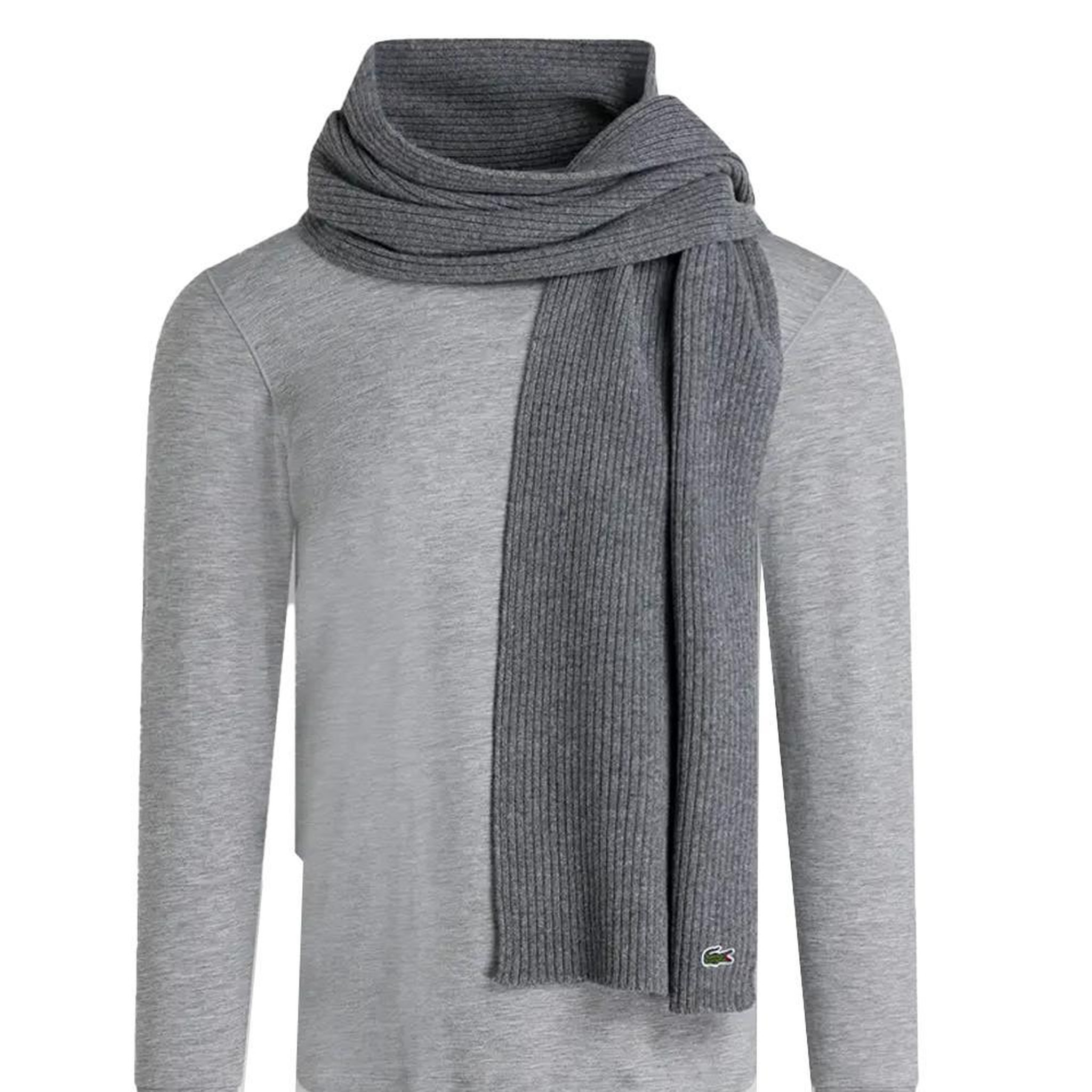 Lacoste Echarpe e Lacoste En Laine Cotelee. Coloris disponibles : Gris