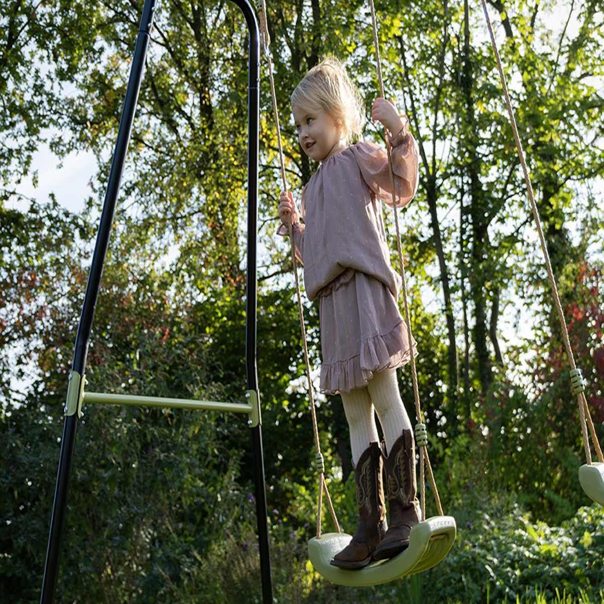 Voir la diapositive 4 : EXIT TOYS Balançoire double pour enfants ivy - exit toys