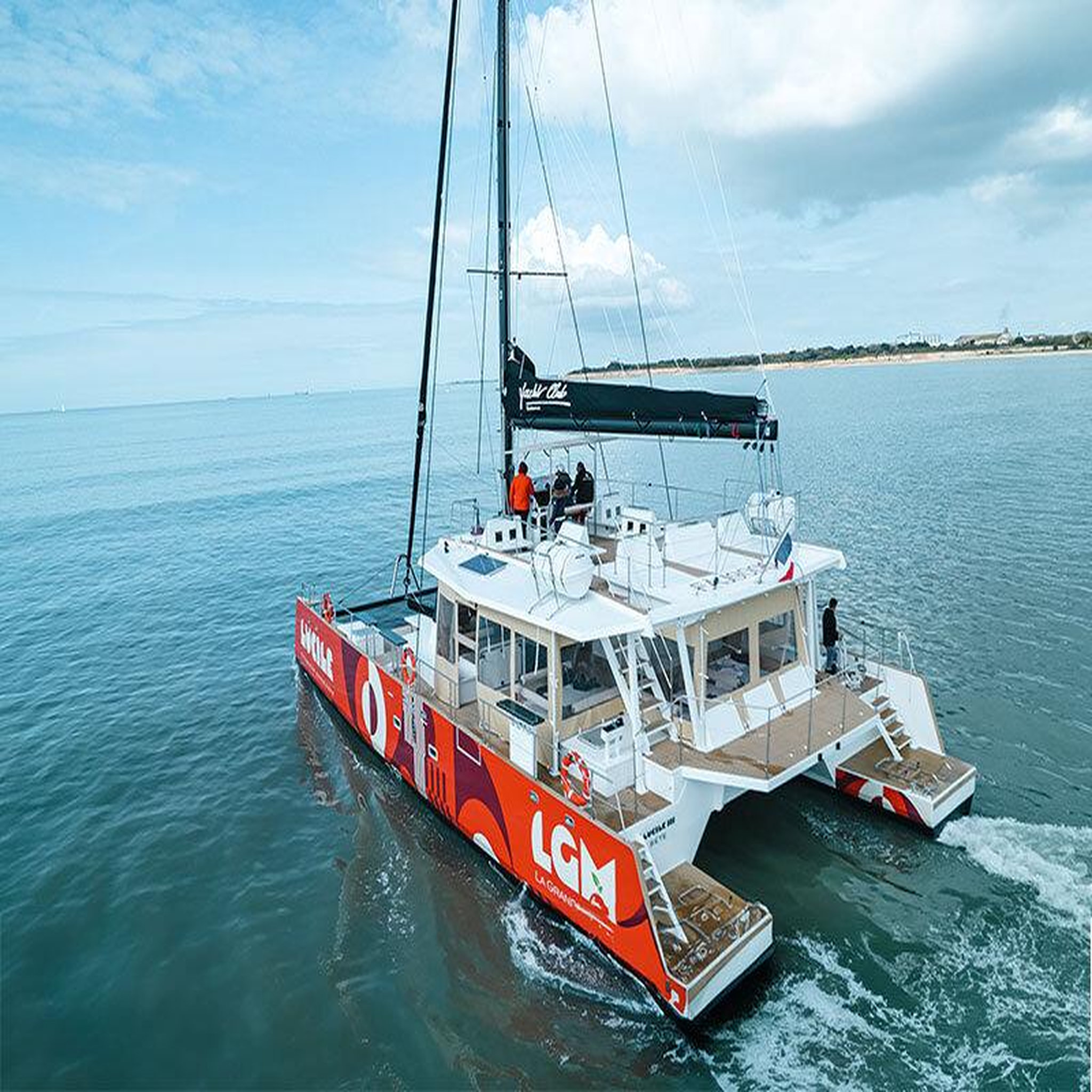 Voir la diapositive 2 : Smartbox Sortie en catamaran de 2h en famille près de palavas-les-flots - coffret cadeau sport & aventure