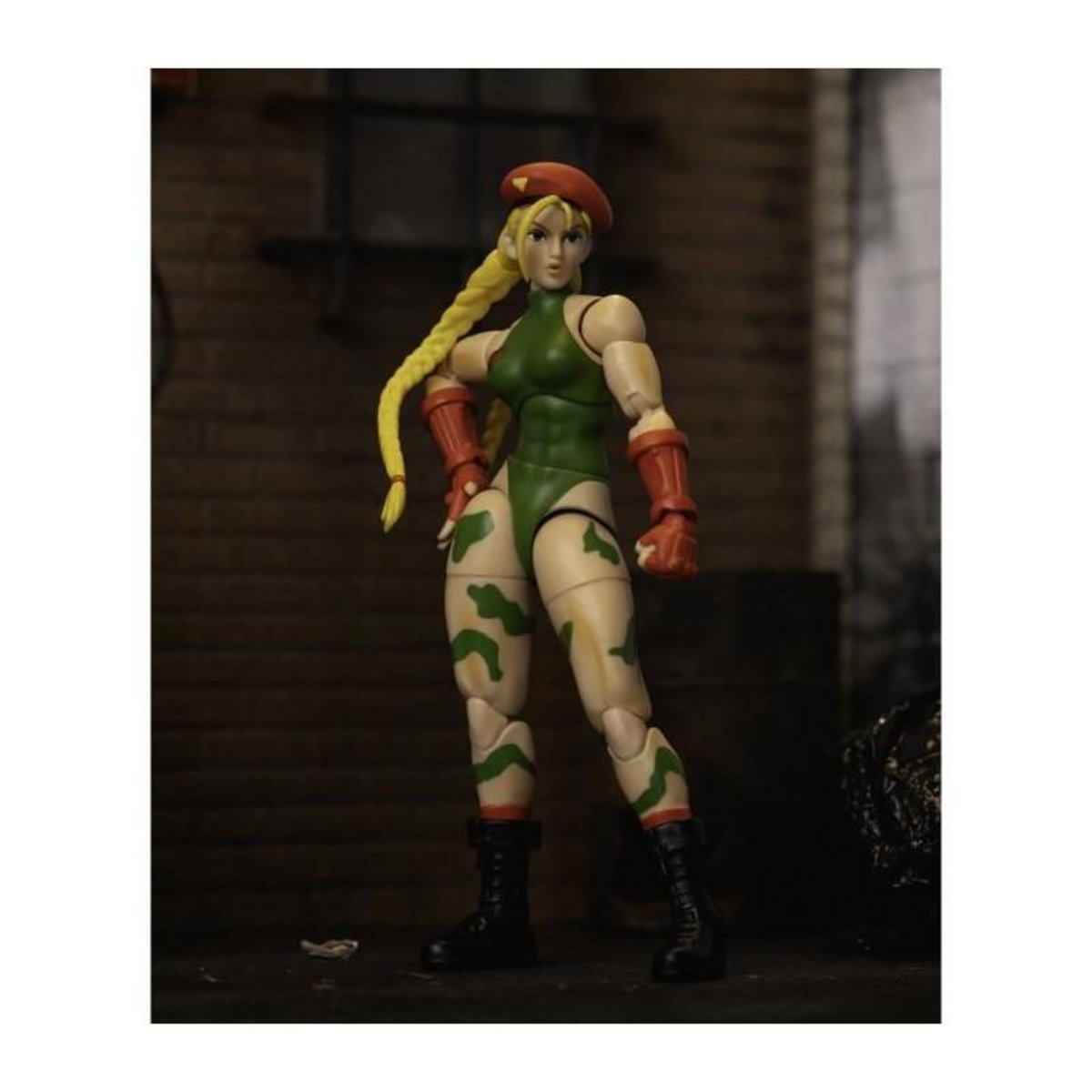 JACQUELINE RIU Jada - Figurine Cammy articulée en métal - 15 cm - A partir de 8 ans
