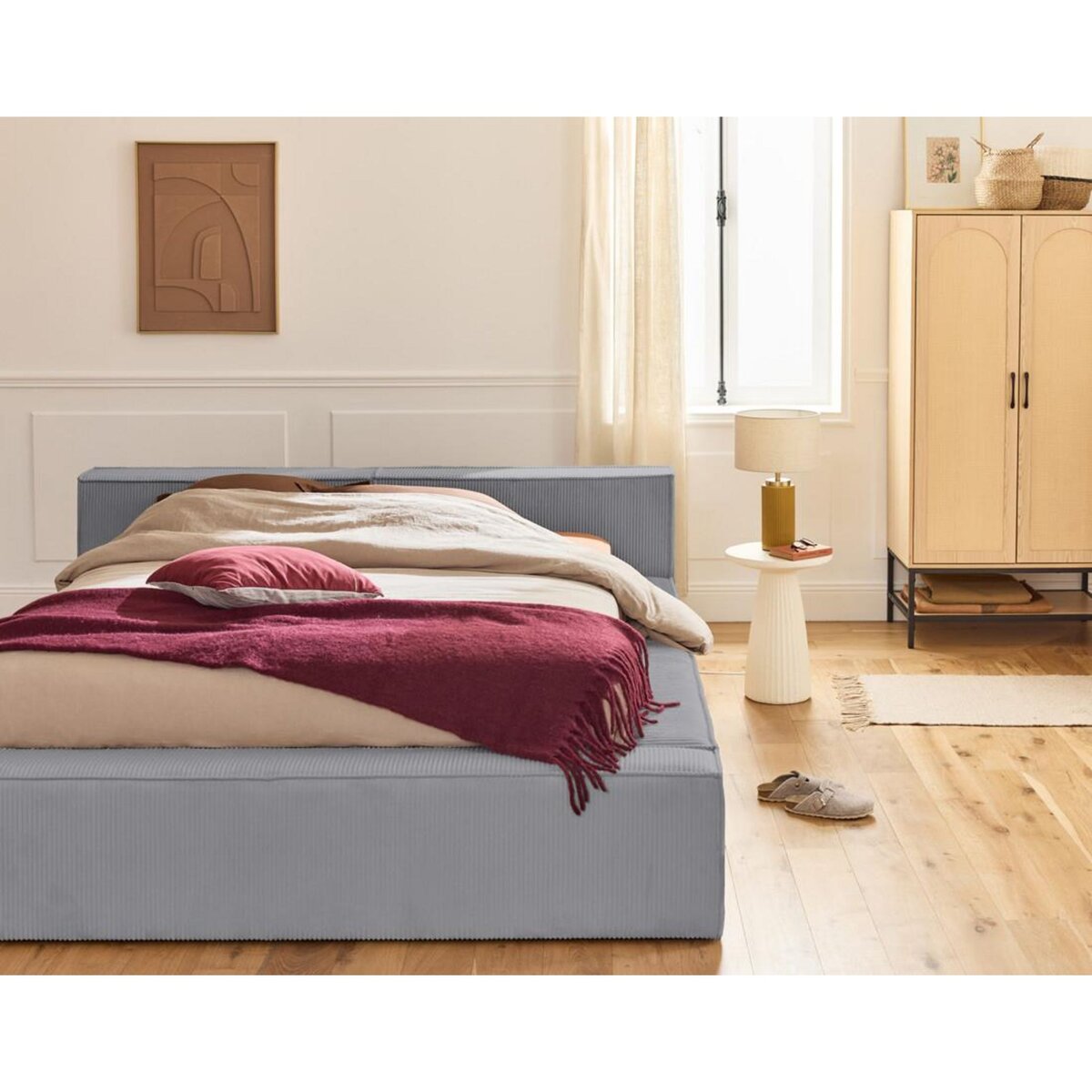 LISA DESIGN Stella - lit coffre - 140x190 cm - sommier inclus - en velours côtelé