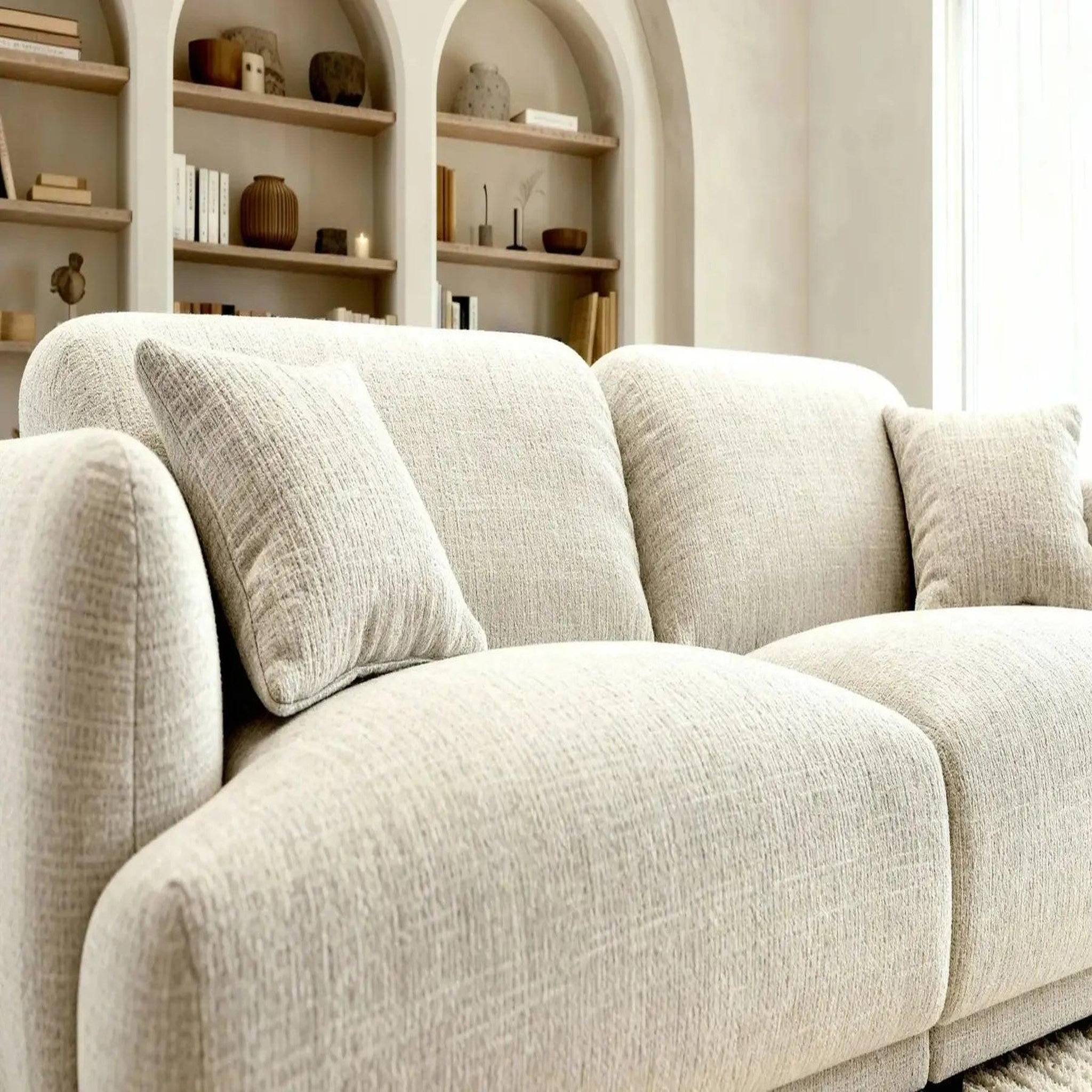 Voir la diapositive 4 : CASANOVA PARIS Rosalie - canapé droit tissu chenille 2 places