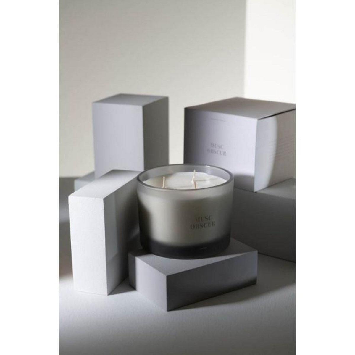 Paris Prix Bougie Parfumée  Accords Essentiels  10cm Musc Obscur