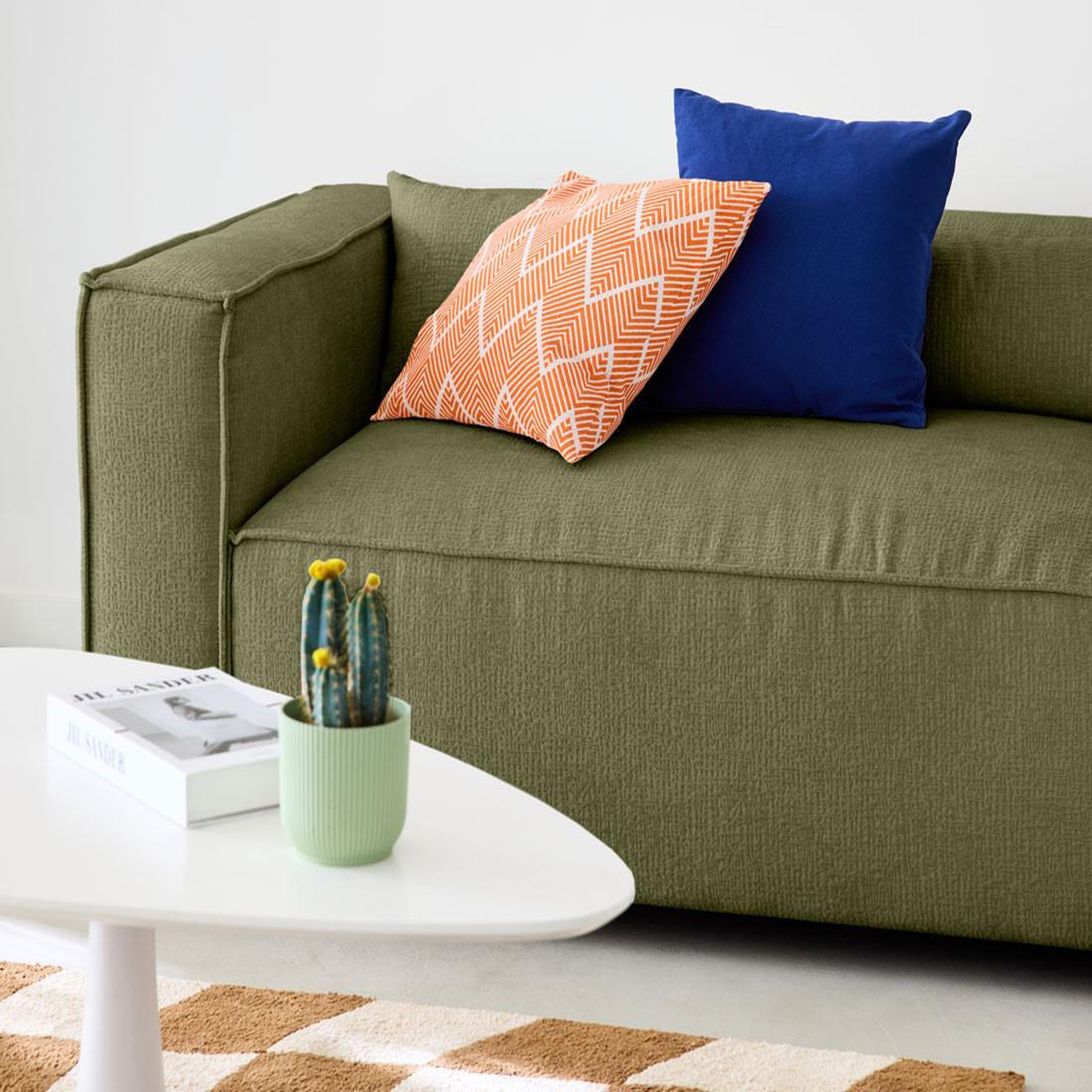 Voir la diapositive 3 : LISA DESIGN Ela - canapé d'angle droit 4 places - en tissu velours relief