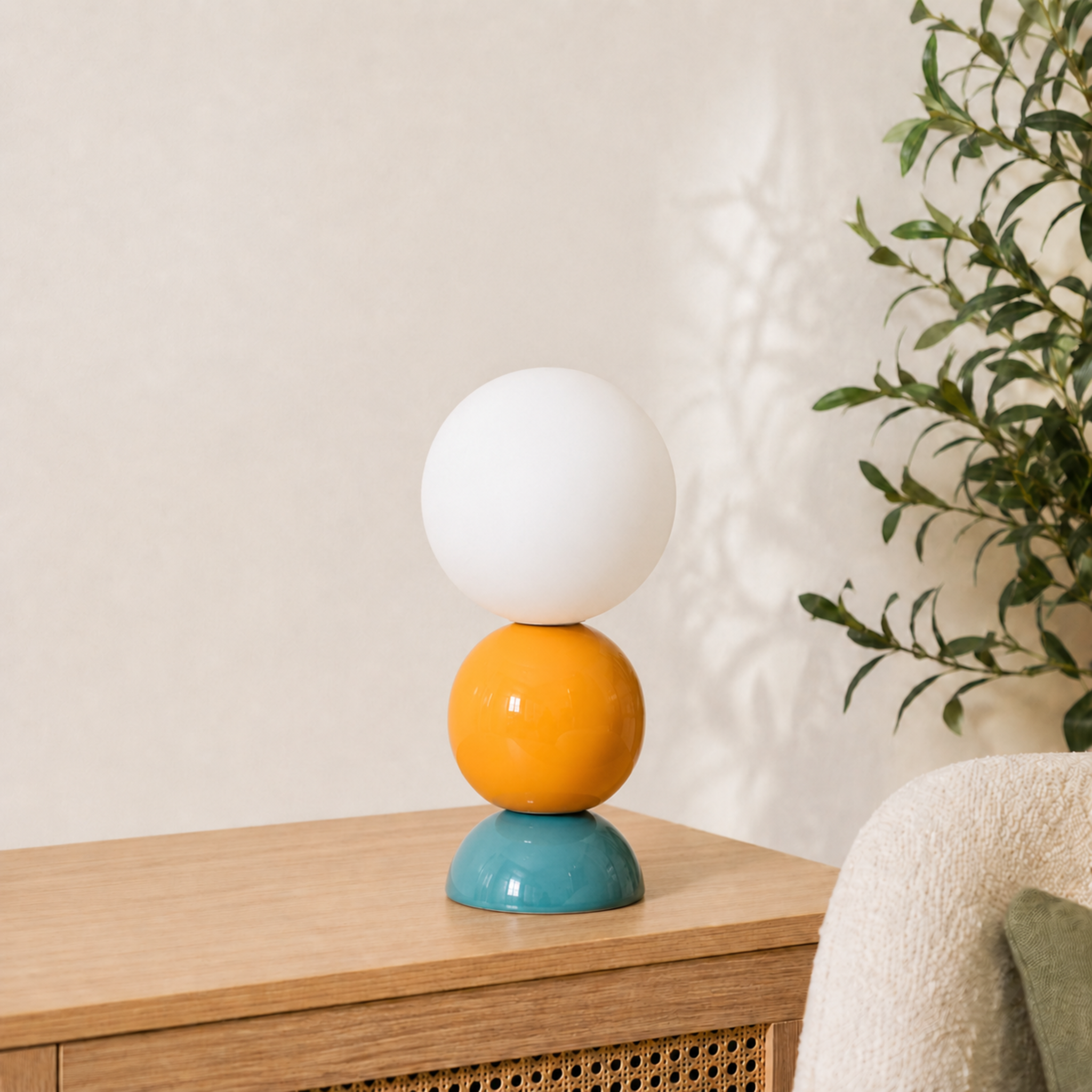 Voir la diapositive 2 : MAISON PAVANE Lampe à poser en céramique bleu et jaune-Pili