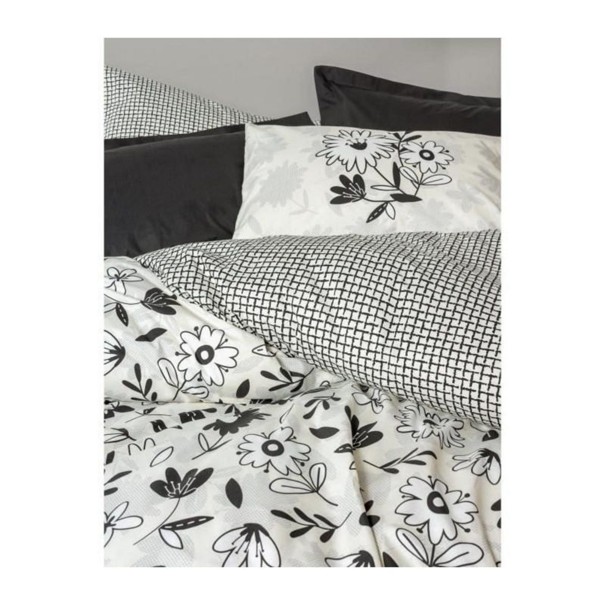 GENERIQUE Parure de lit - 129CTN64831 - 1 housse de couette 220 x 240 cm + 2 taies d'oreiller 60 x 60 cm - 100% coton ranforcé - Noir