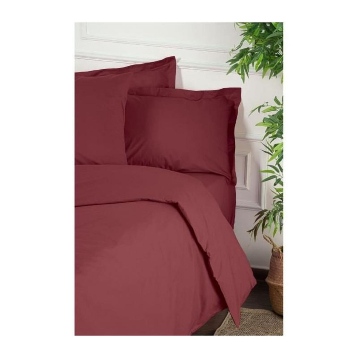 GENERIQUE Parure de lit - 1 housse de couette 220 x 240 cm + 2 taies d'oreiller 60 x 60 cm - 100% coton renforcé - Rouge