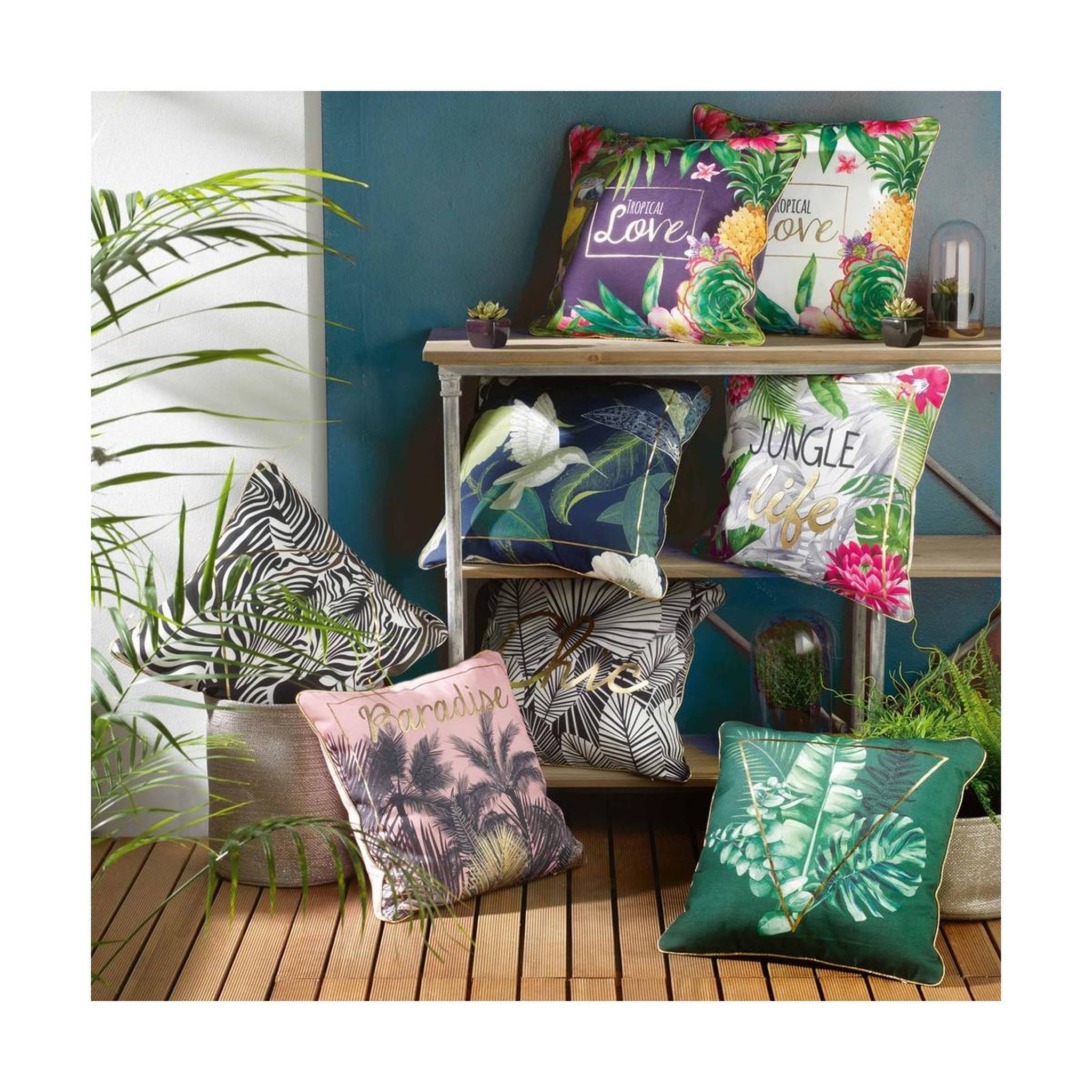 Voir la diapositive 2 : Douceur d'Intérieur Coussin passepoil  paradise  45x45cm rose & noir