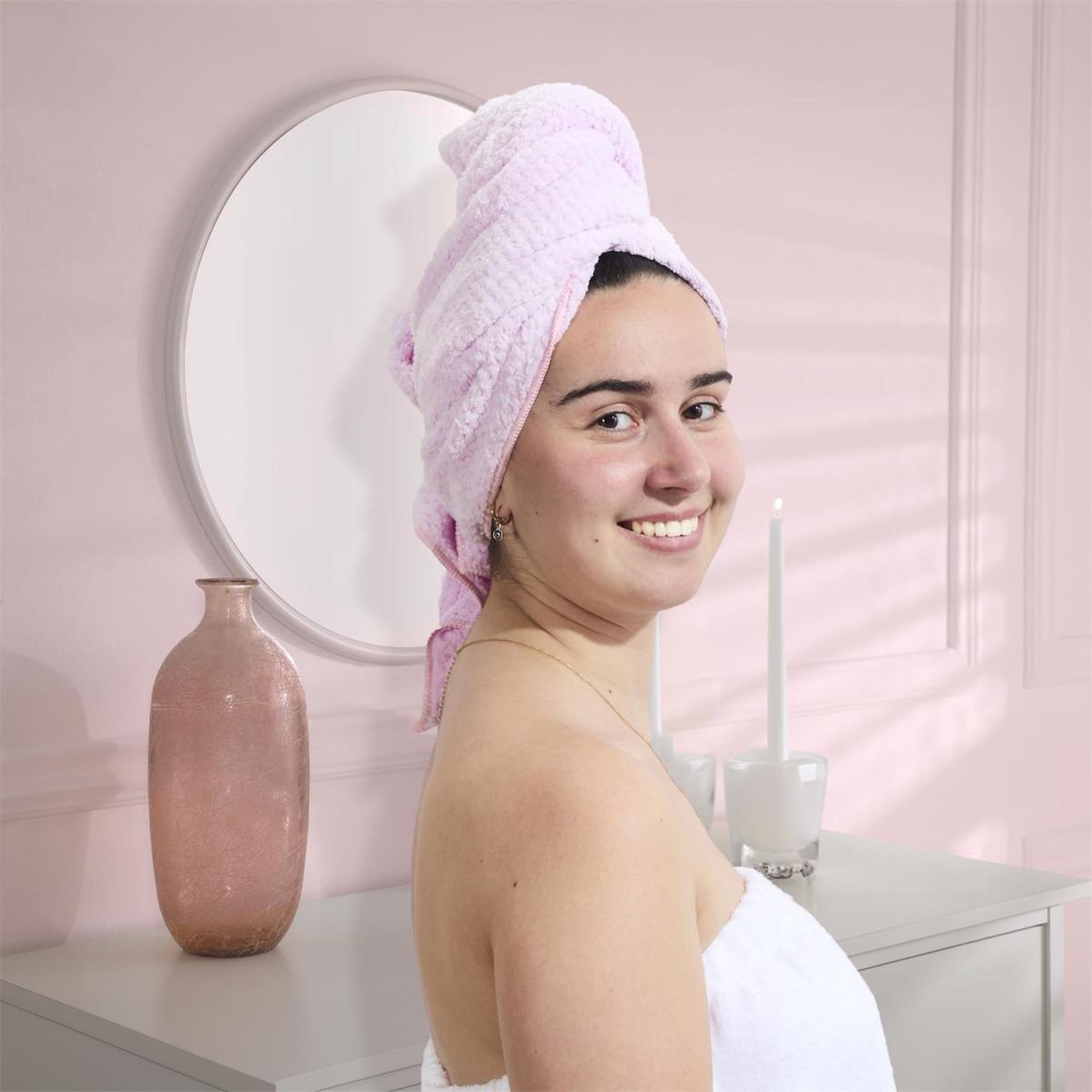 Voir la diapositive 3 : Cosmetic Club Serviette microfibre pour cheveux  xxl  104cm rose