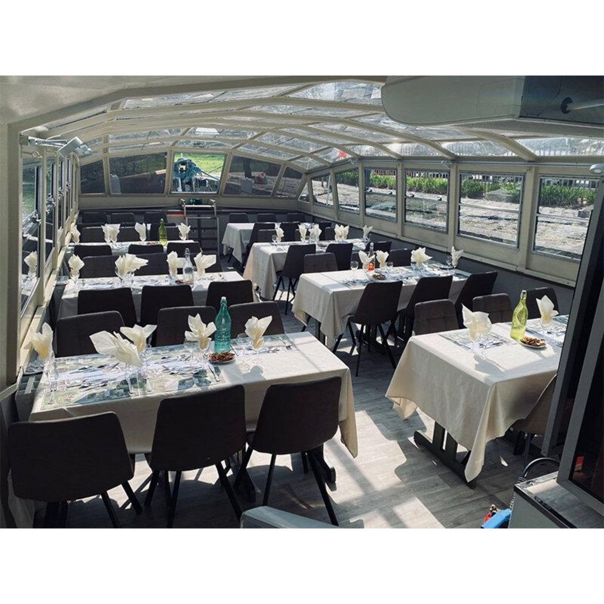 Smartbox Croisière fluviale en famille : 2h30 de traversée sur la Somme avec déjeuner - Coffret Cadeau Gastronomie