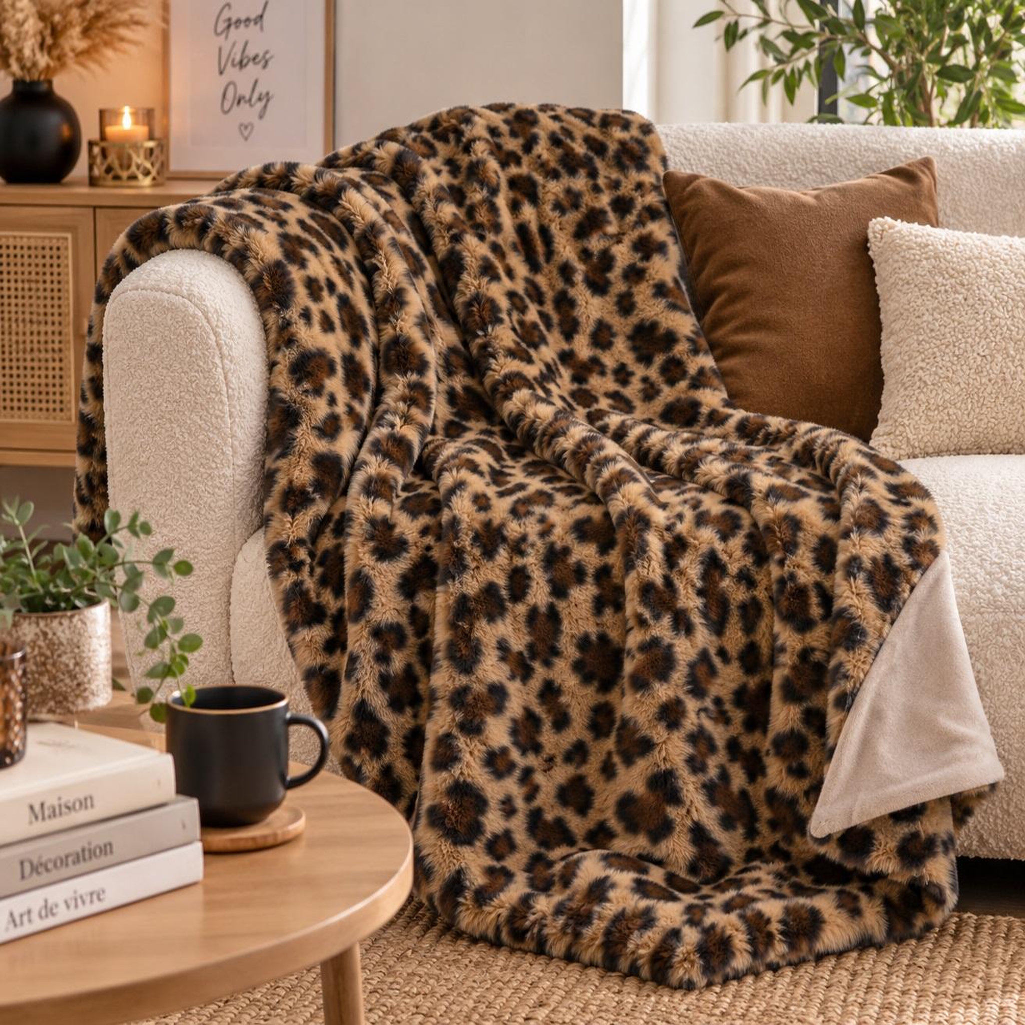 Voir la diapositive 2 : Eden Plaid fauves camel design et moderne