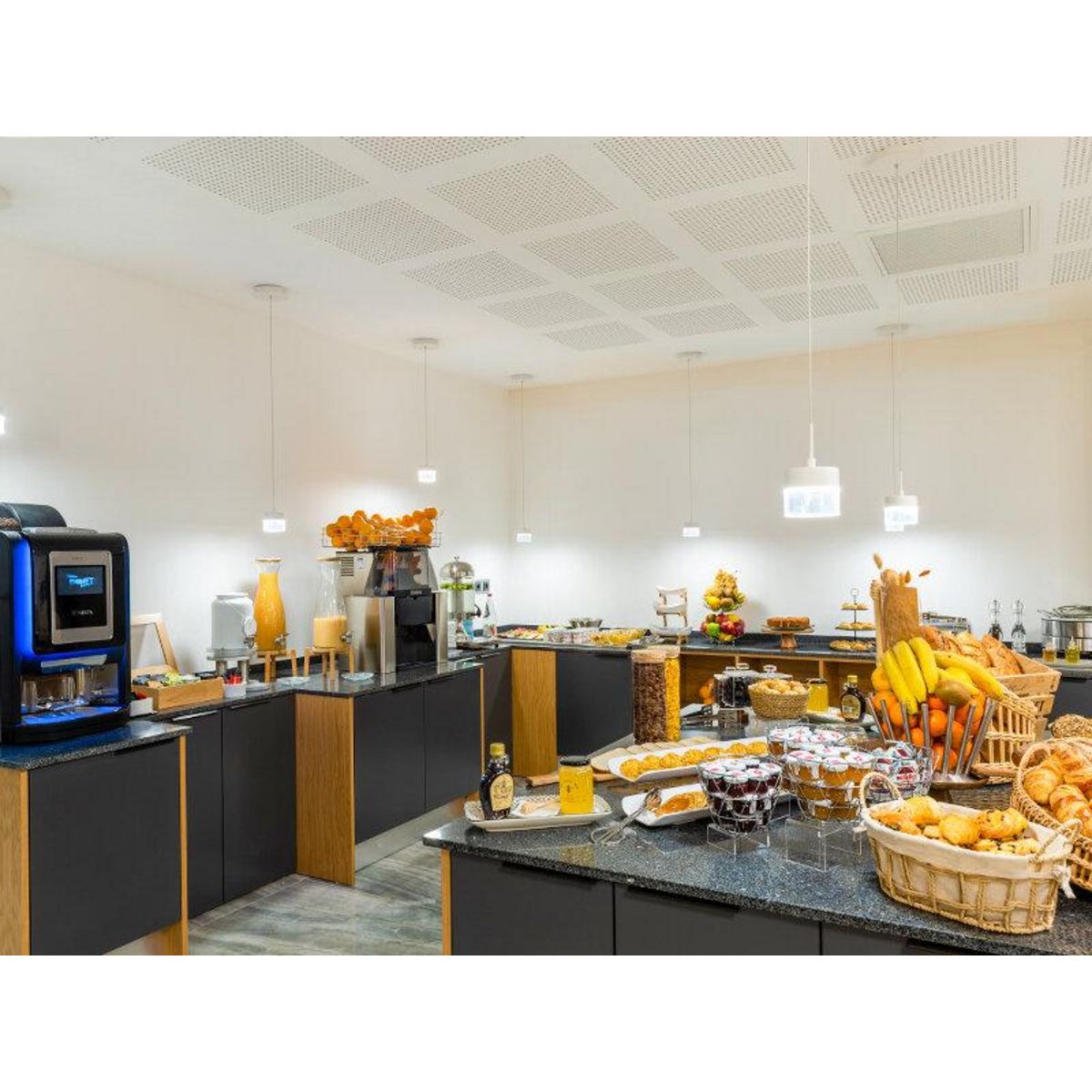 Smartbox 2 jours au Brit Hotel Paris Orly 4* - Coffret Cadeau Séjour