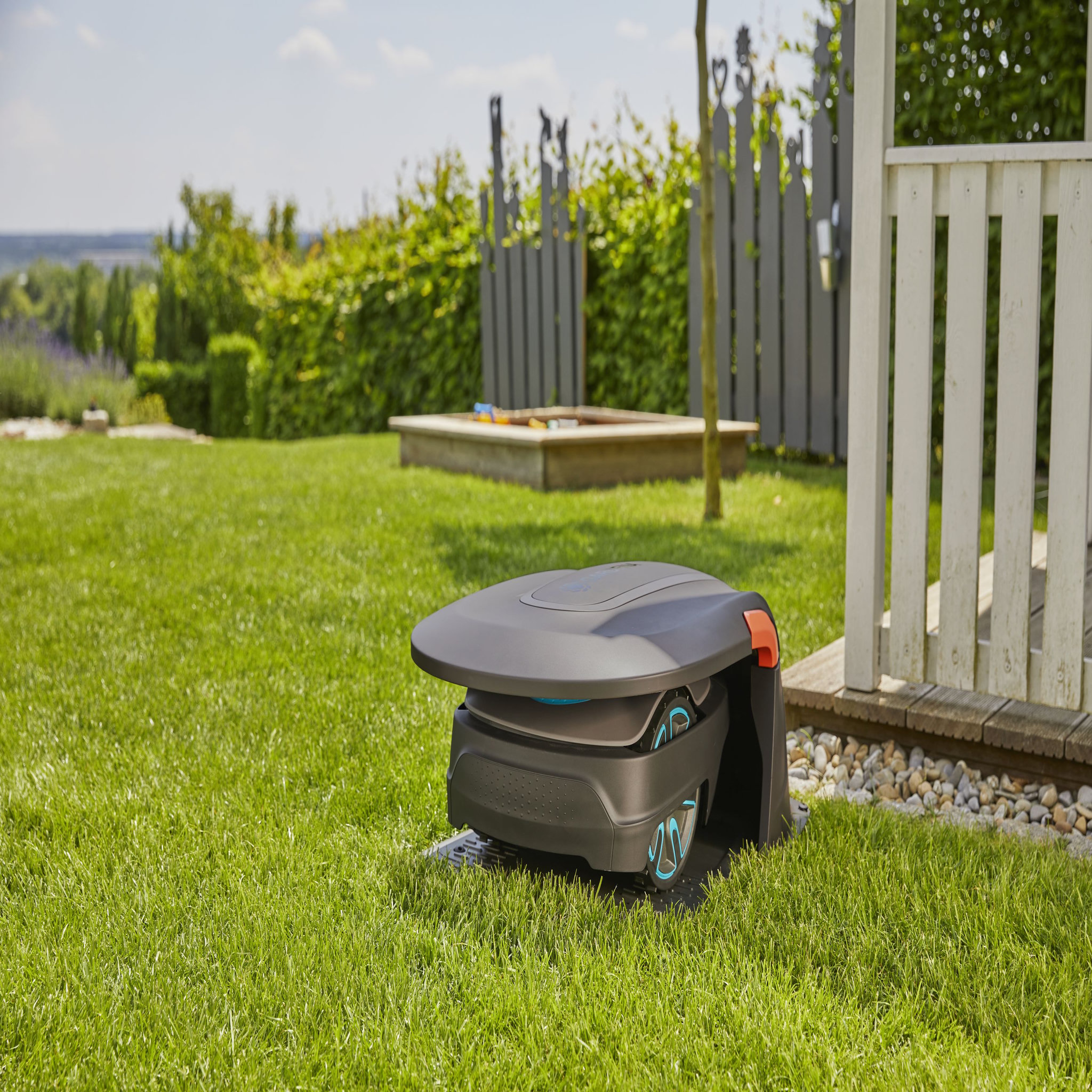 Voir la diapositive 5 : GARDENA Abri tondeuse robot pour SILENO city & life