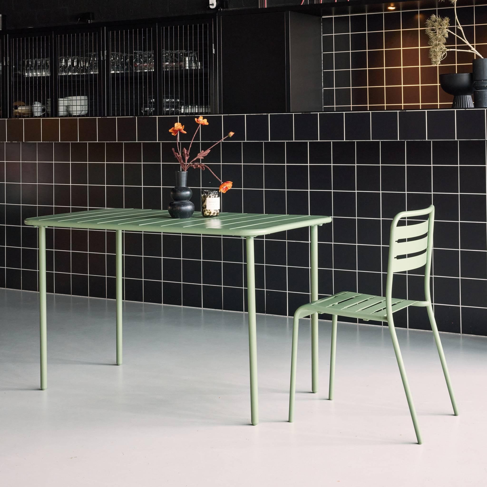 Voir la diapositive 3 : SWEEEK Table de jardin métal 4 places, Amelia L 120 x 70 x 72,5cm