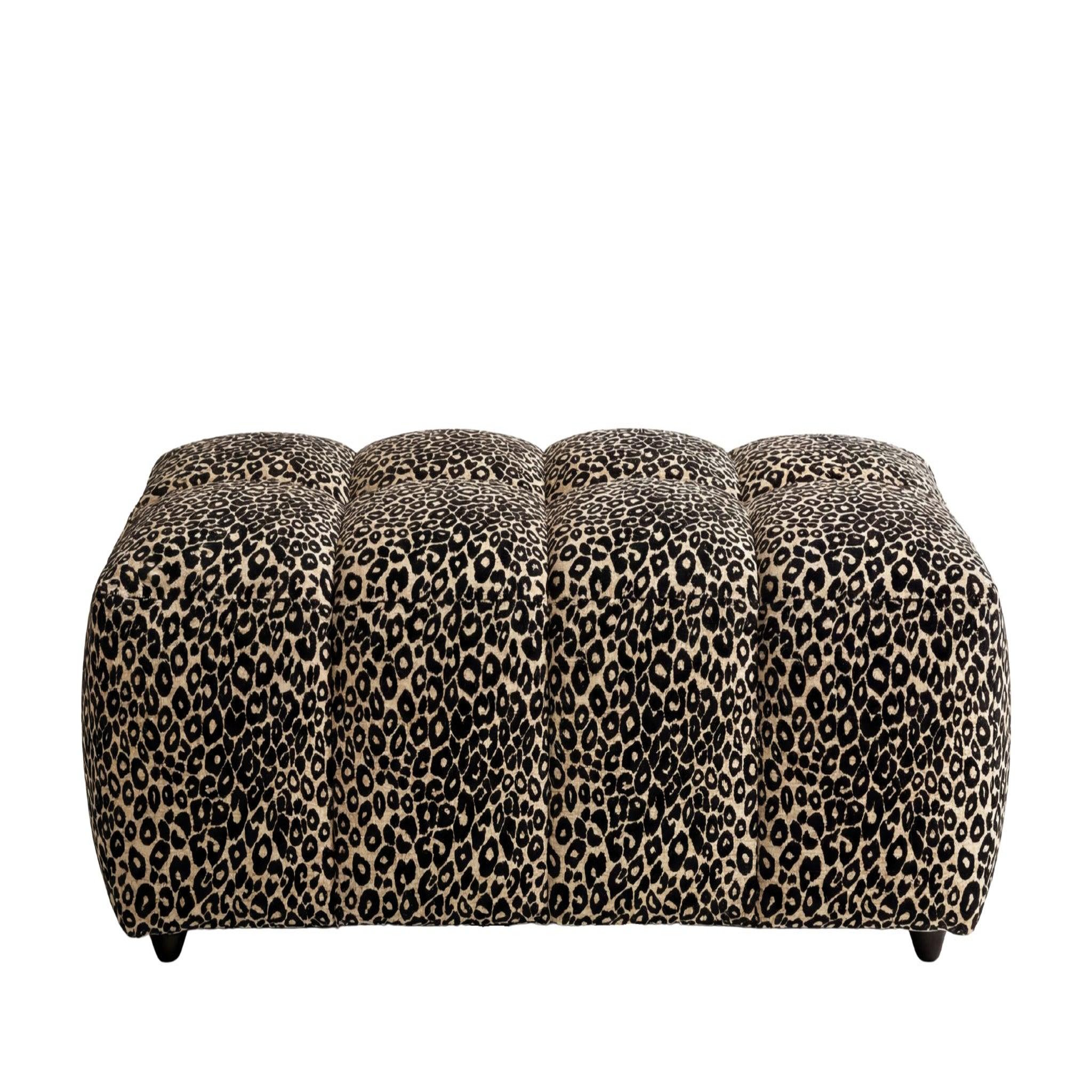 Voir la diapositive 1 : CASANOVA PARIS Alexia - pouf en tissu imprimé animalier 120x60x40