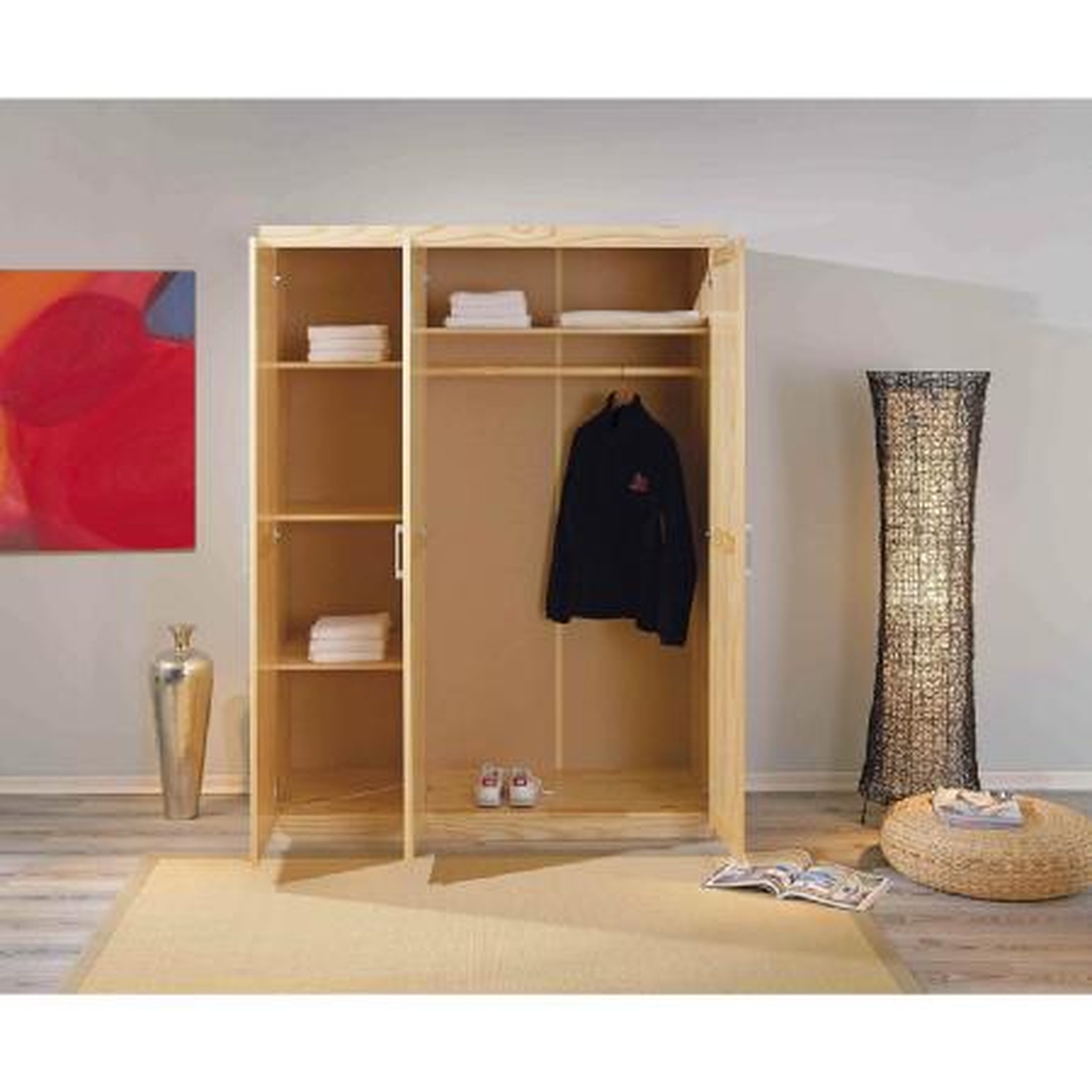 Voir la diapositive 2 : Armoire penderie vernie en pin massif - PELLE