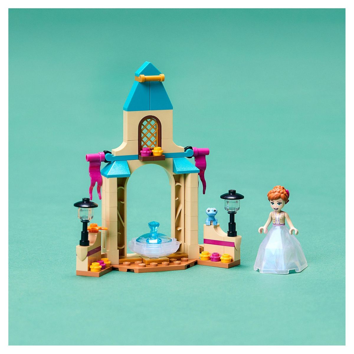 LEGO Disney 43198 - La cour du château d'Anna 