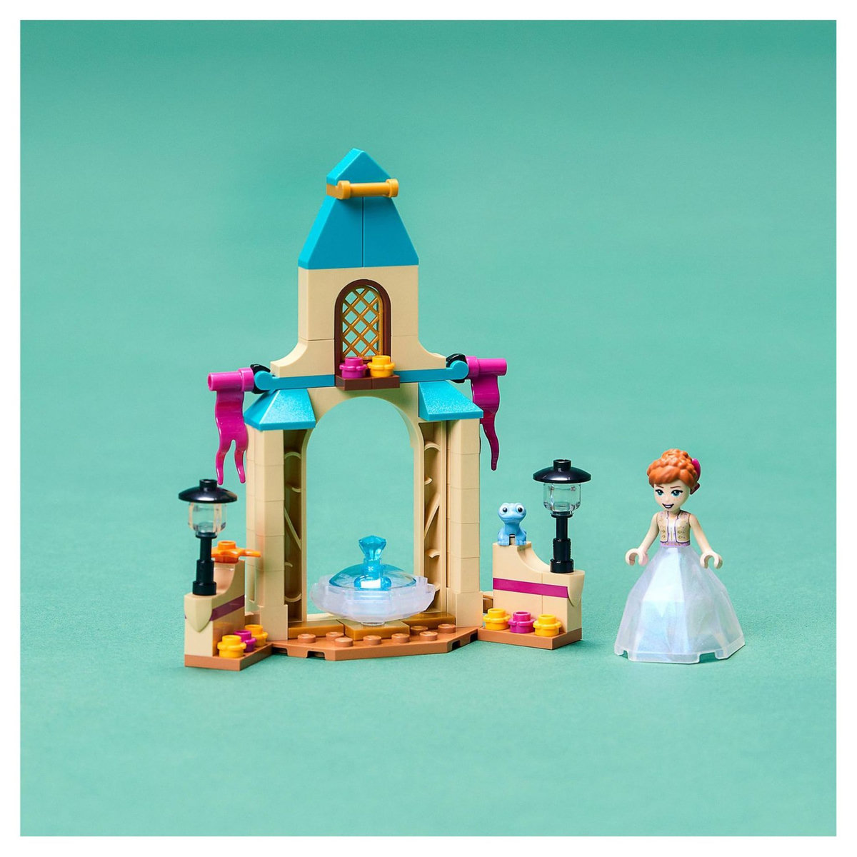 LEGO Disney 43198 - La cour du château d'Anna 