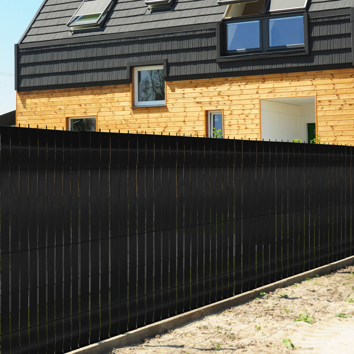 ID MARKET Kit de lamelles occultantes PVC noires L.60 M pour panneau grillagé