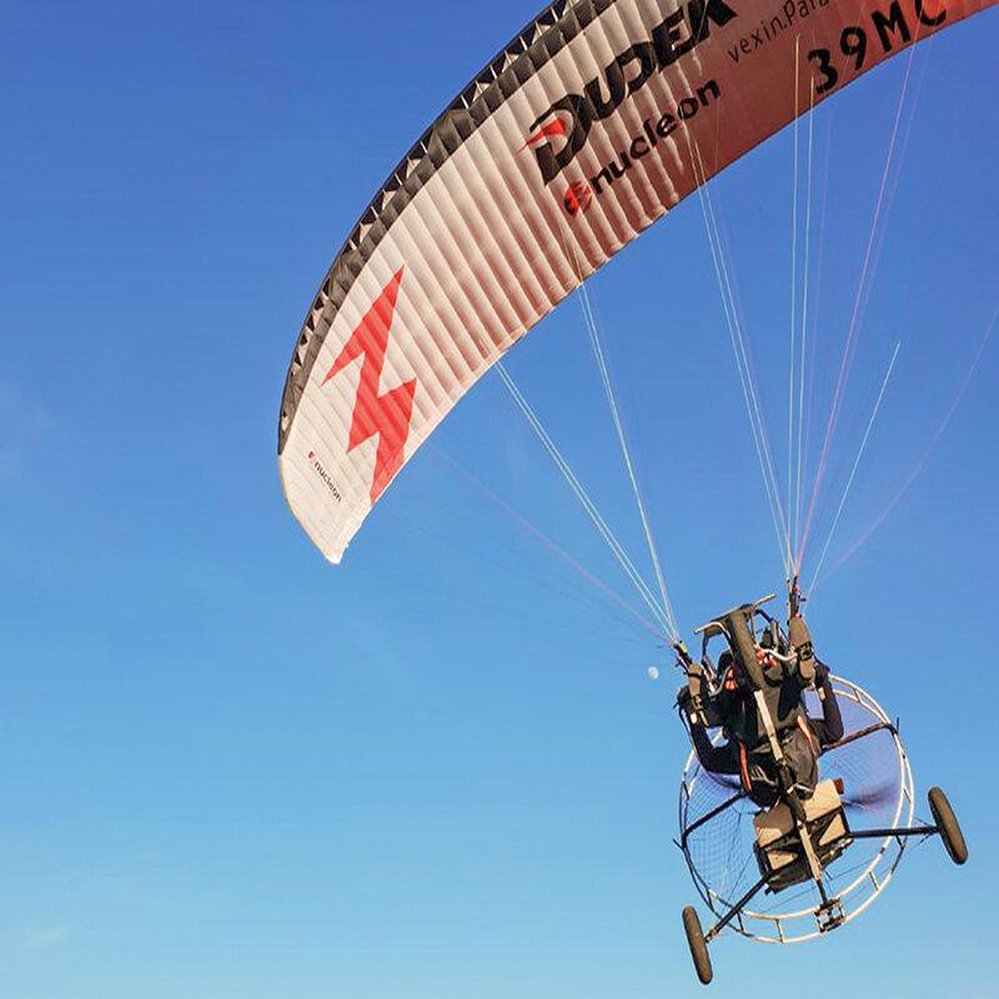 Voir la diapositive 2 : Smartbox Aventure insolite - coffret cadeau sport & aventure