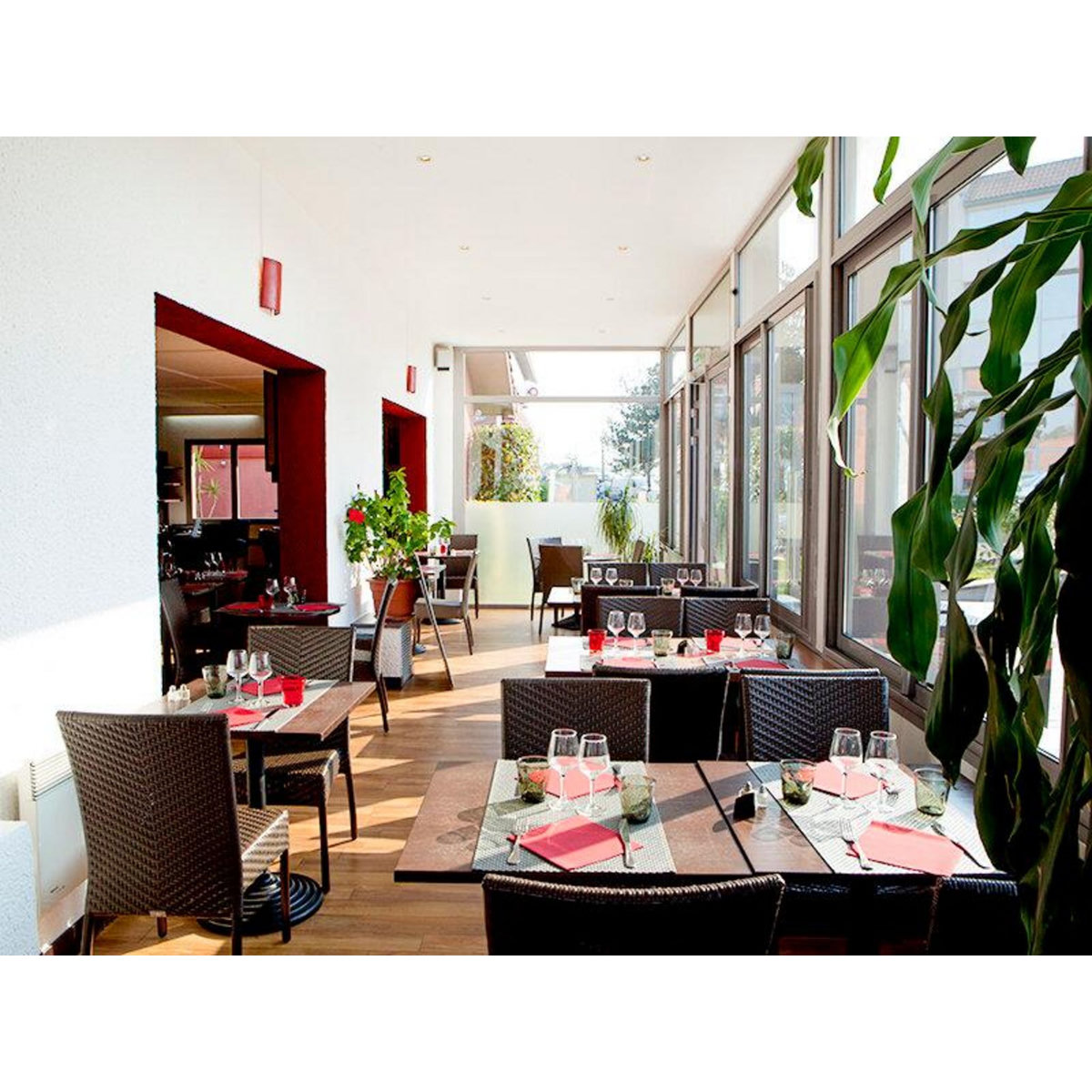 Smartbox Séjour avec dîner près de l'océan : 2 jours pour les amoureux de l'Atlantique - Coffret Cadeau Séjour