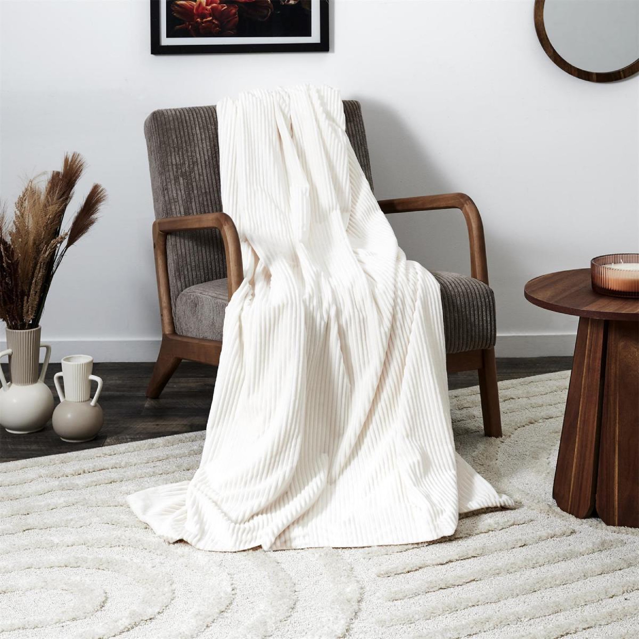 Voir la diapositive 3 : The Home Deco Factory Plaid en flanelle  grosse côtes  150x200cm blanc