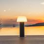 Voir la diapositive 2 : Lumisky Lampe de table MALO Noir Aluminium H21 cm