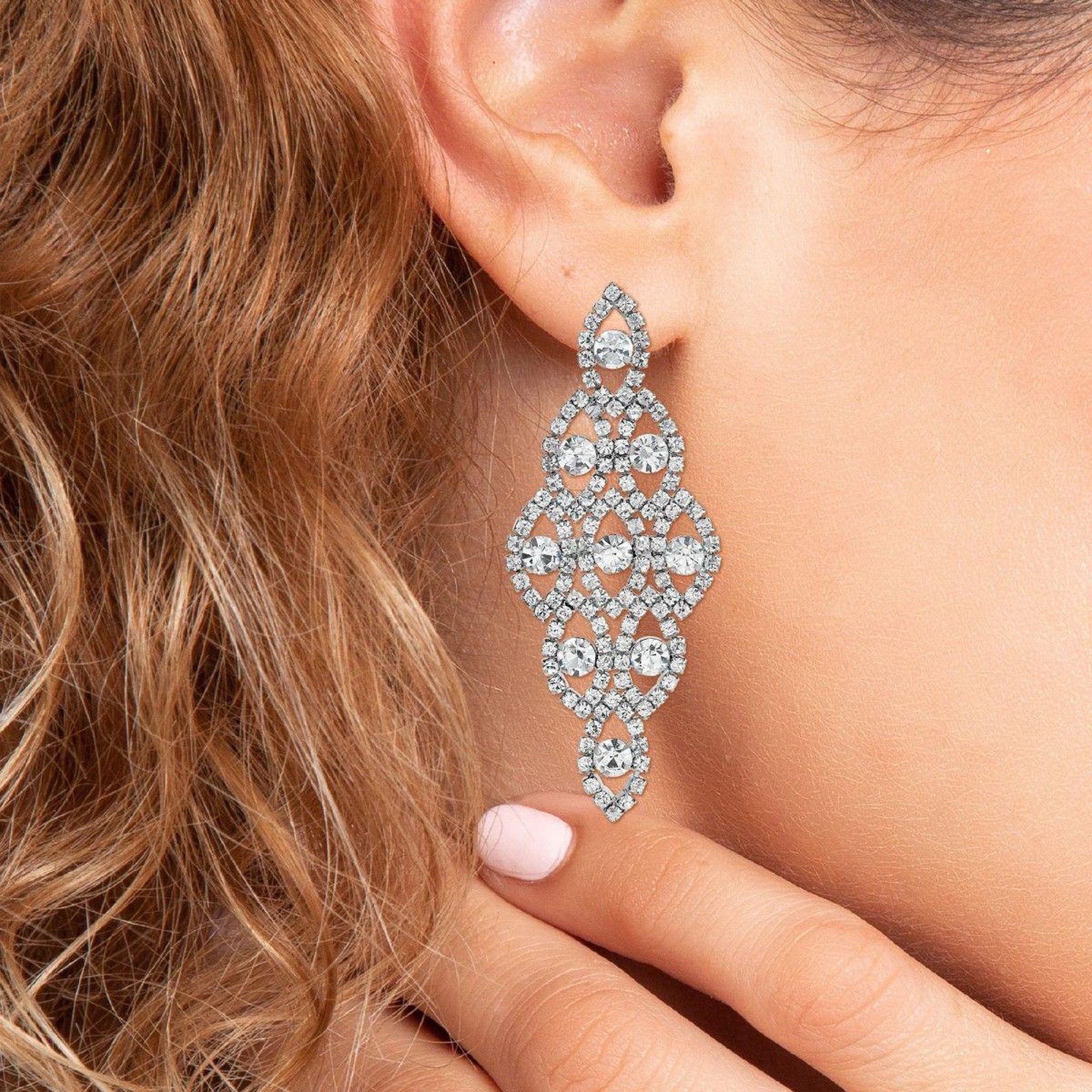 Voir la diapositive 2 : SC CRYSTAL Boucles d'oreilles SC Crystal ornées de Cristaux scintillants