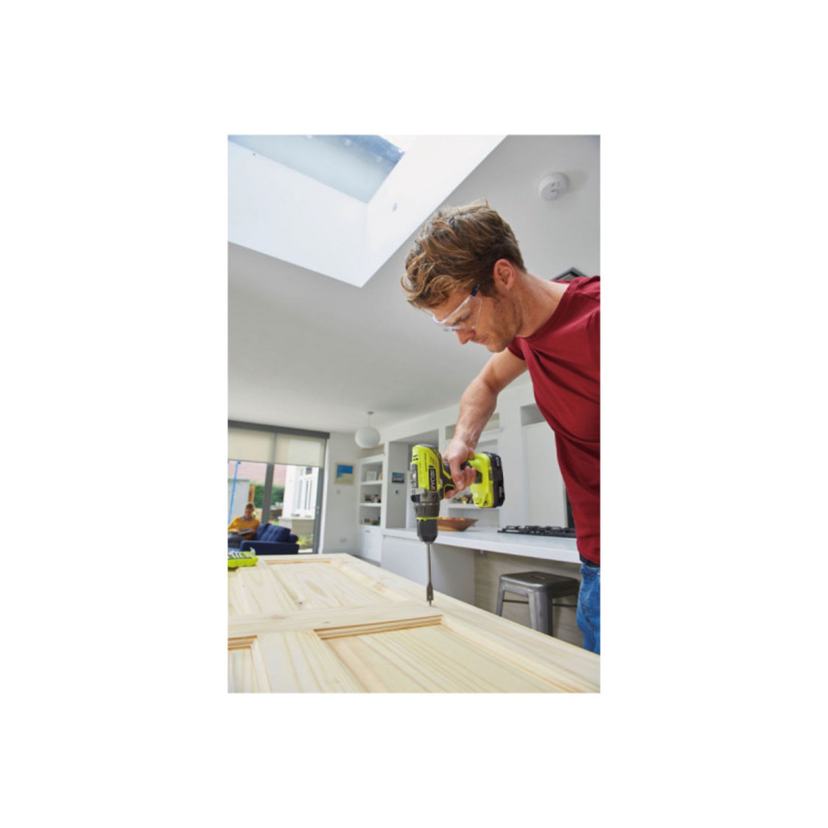 Ryobi Perceuse-visseuse à percussion RYOBI 2 vitesses 18V ONEPLUS - Batteries LithiumPlus 2x 2,0 Ah R18PD