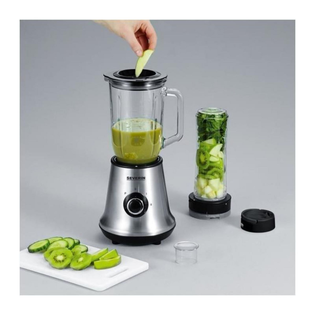 SEVERIN SEVERIN SM3737 Blender classique avec extracteur de nutriments Mix+Go - Inox