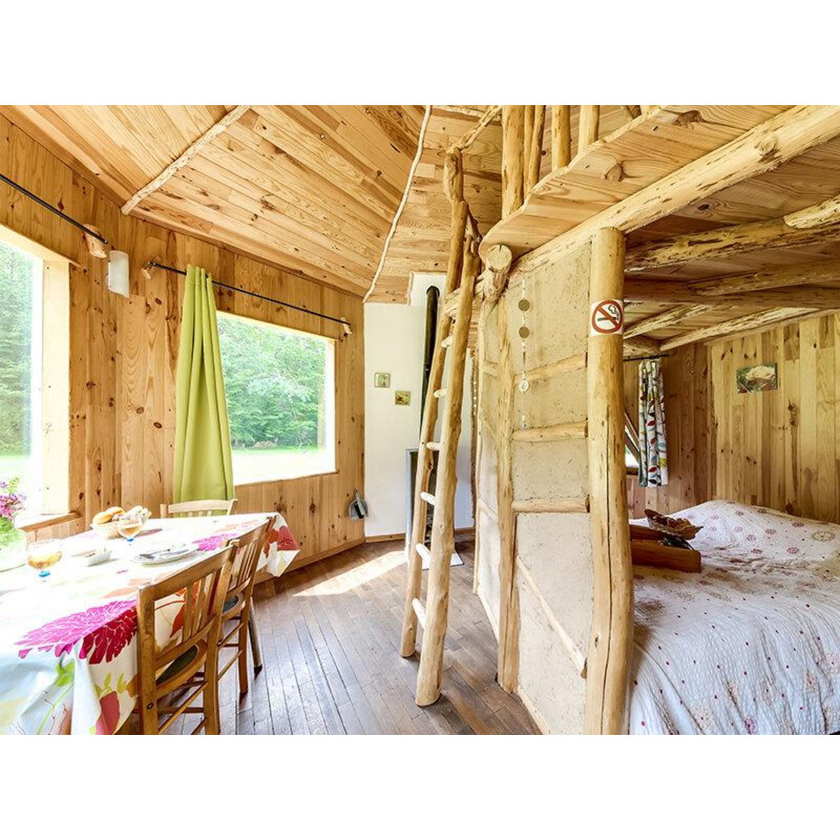 Smartbox Escapade insolite dans les Vosges : 3 jours en cabane pour toute la famille - Coffret Cadeau Séjour