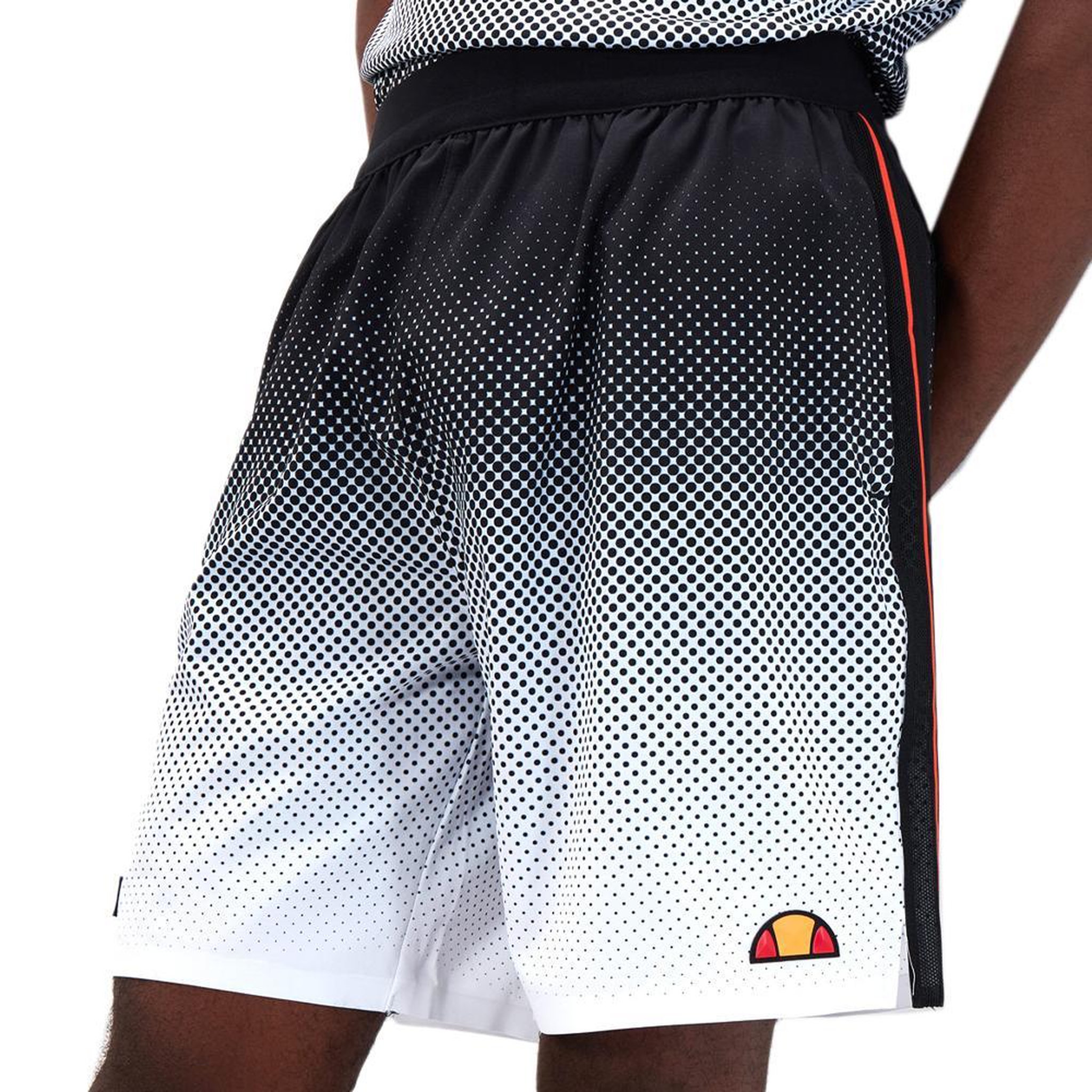 ELLESSE Short /Blanc Homme Ellesse Steady. Coloris disponibles : Noir