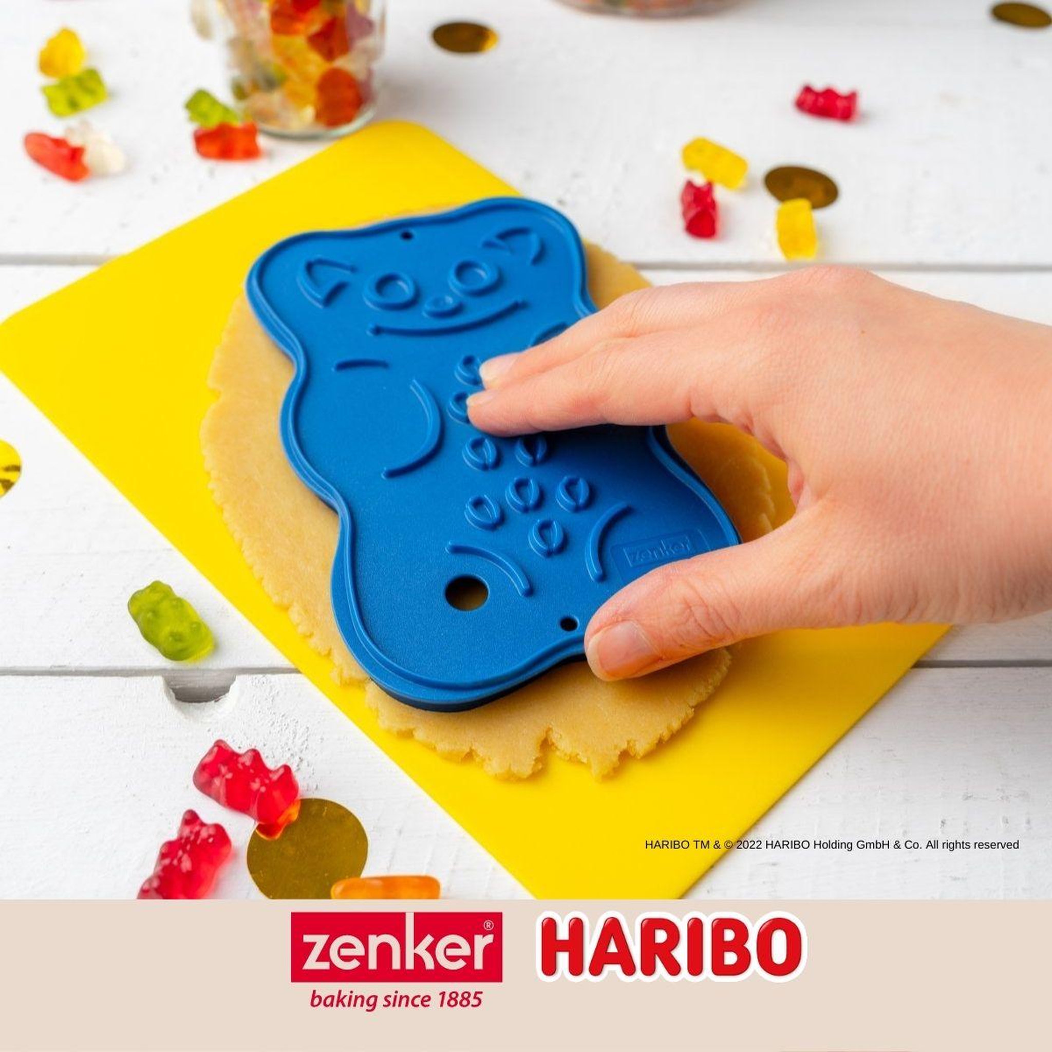 Voir la diapositive 5 : ZENKER Emporte-pièce biscuits 2 en 1 en plastique zenker haribo