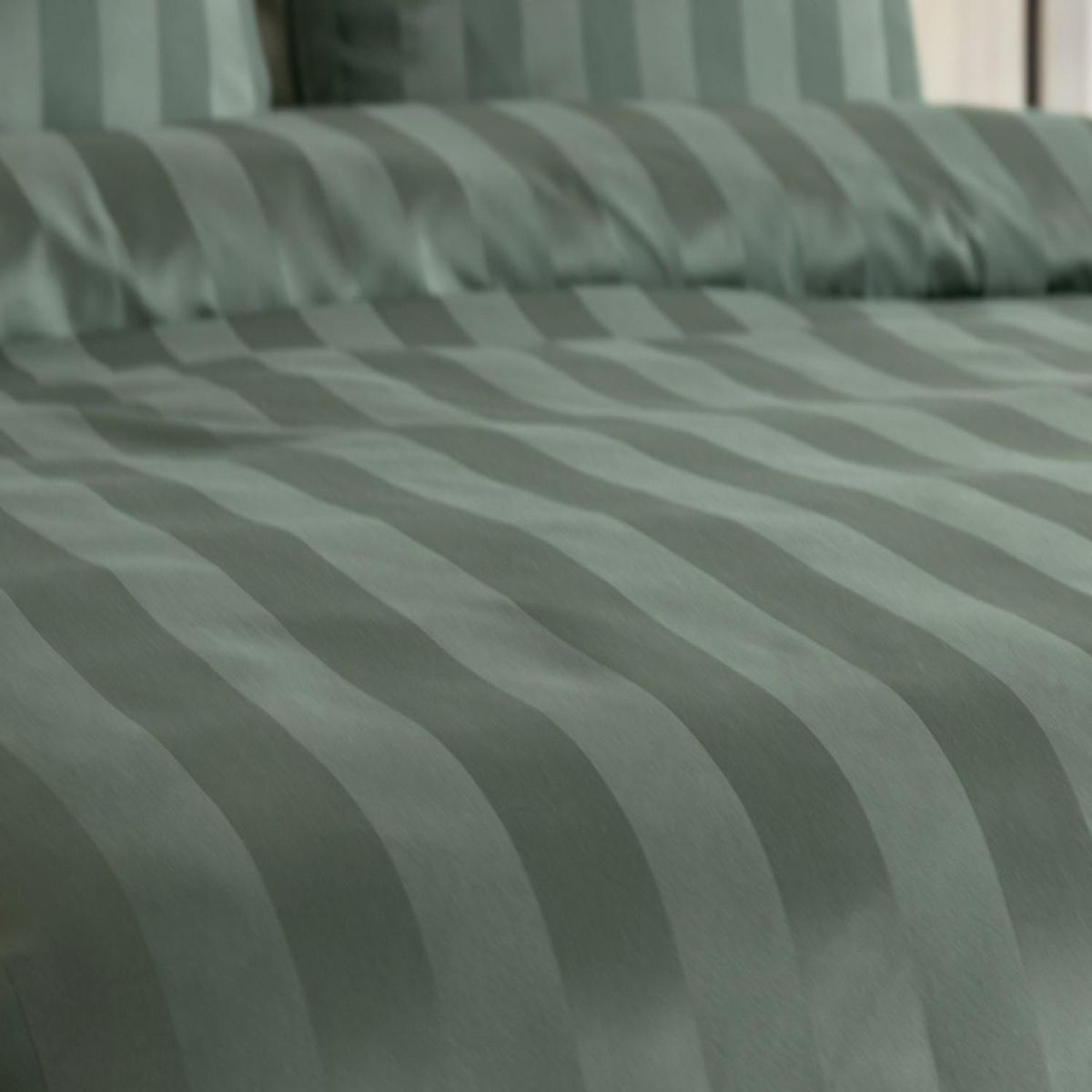 Home collection Parure housse de couette 100% satin de microfibre