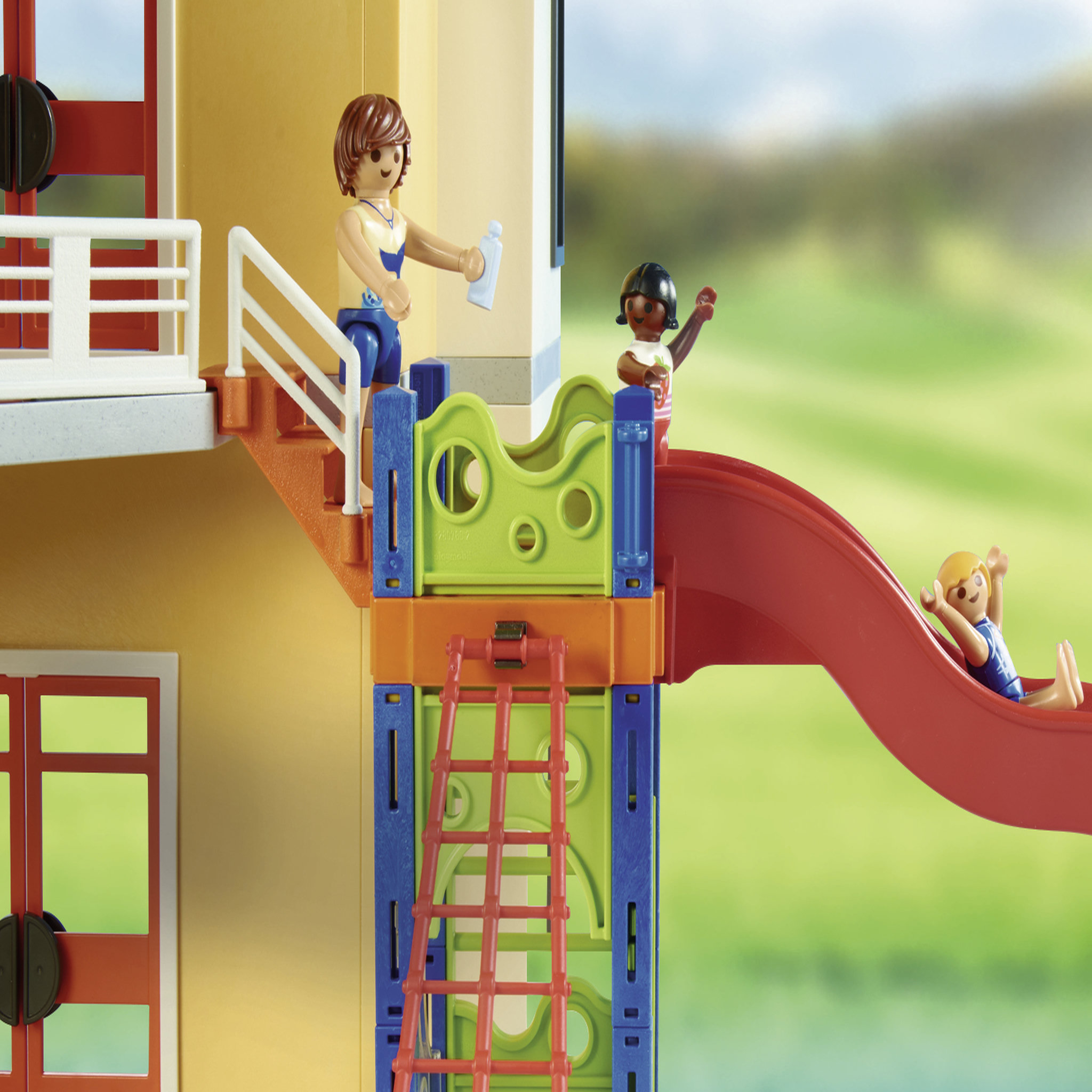 Voir la diapositive 3 : PLAYMOBIL 70987 - Espace détente avec piscine