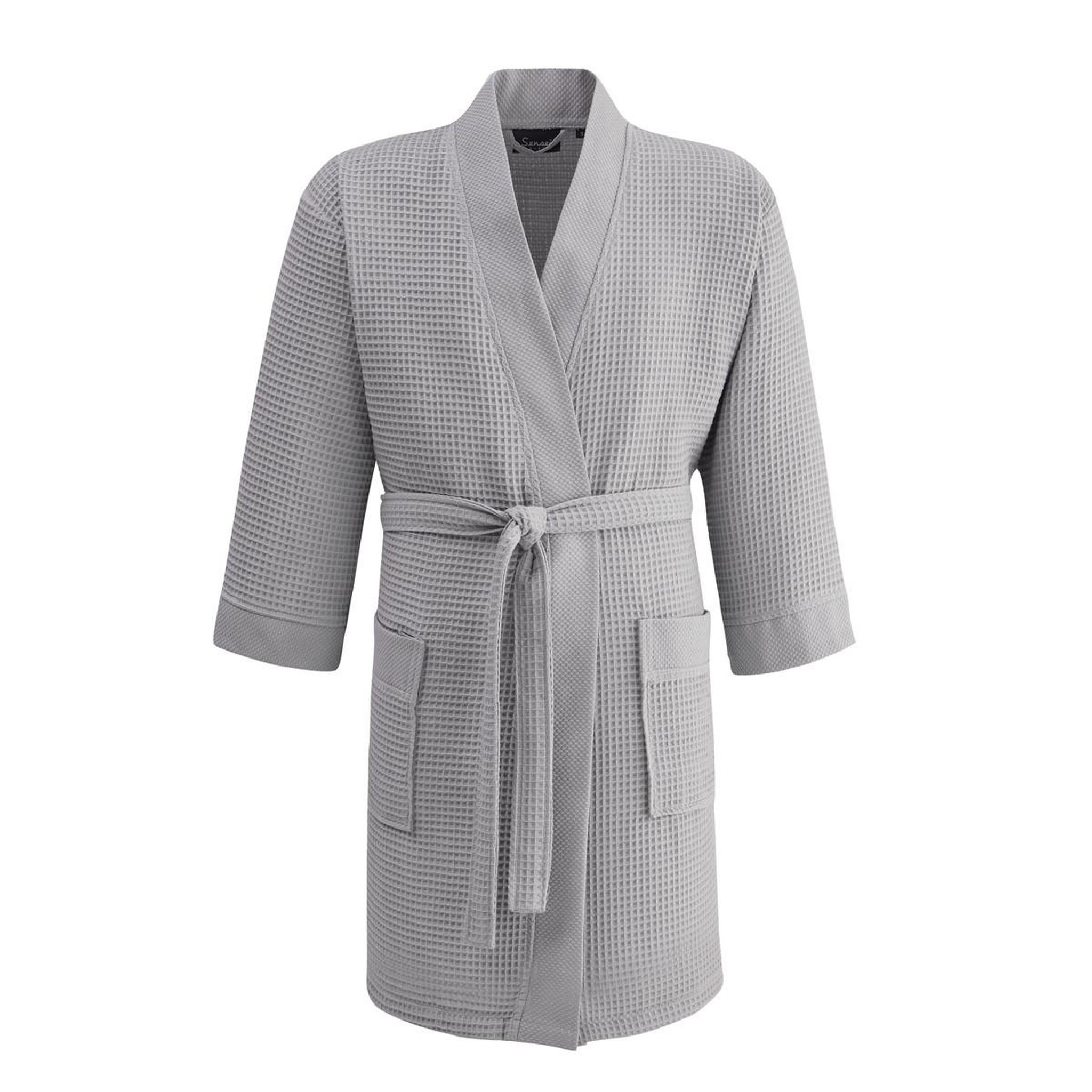 Sensei Maison Peignoir court femme nid d'Abeille col piqué SPA. Coloris disponibles : Blanc, Bleu