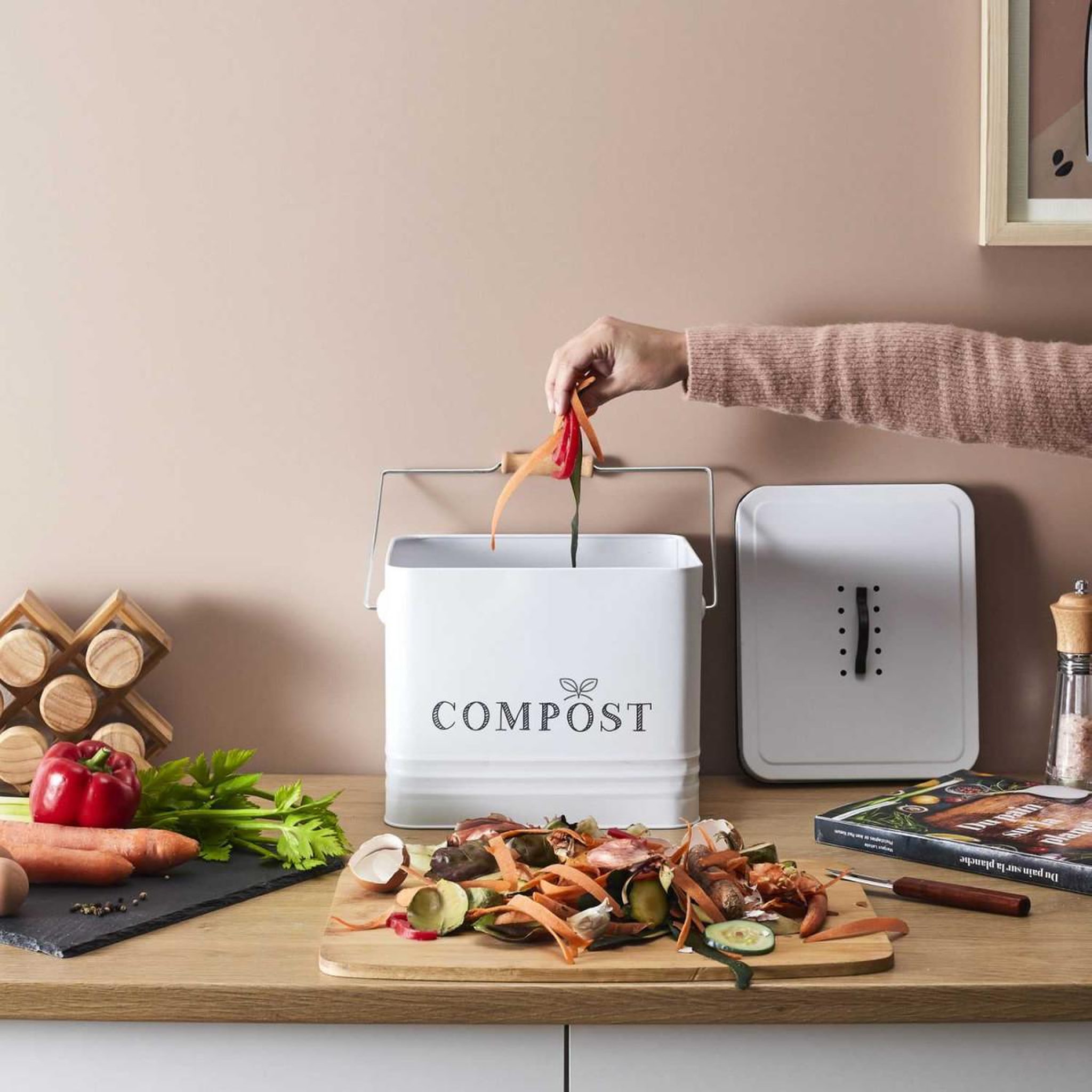 Voir la diapositive 5 : Je cherche une idee Poubelle en métal  compost  10l blanc