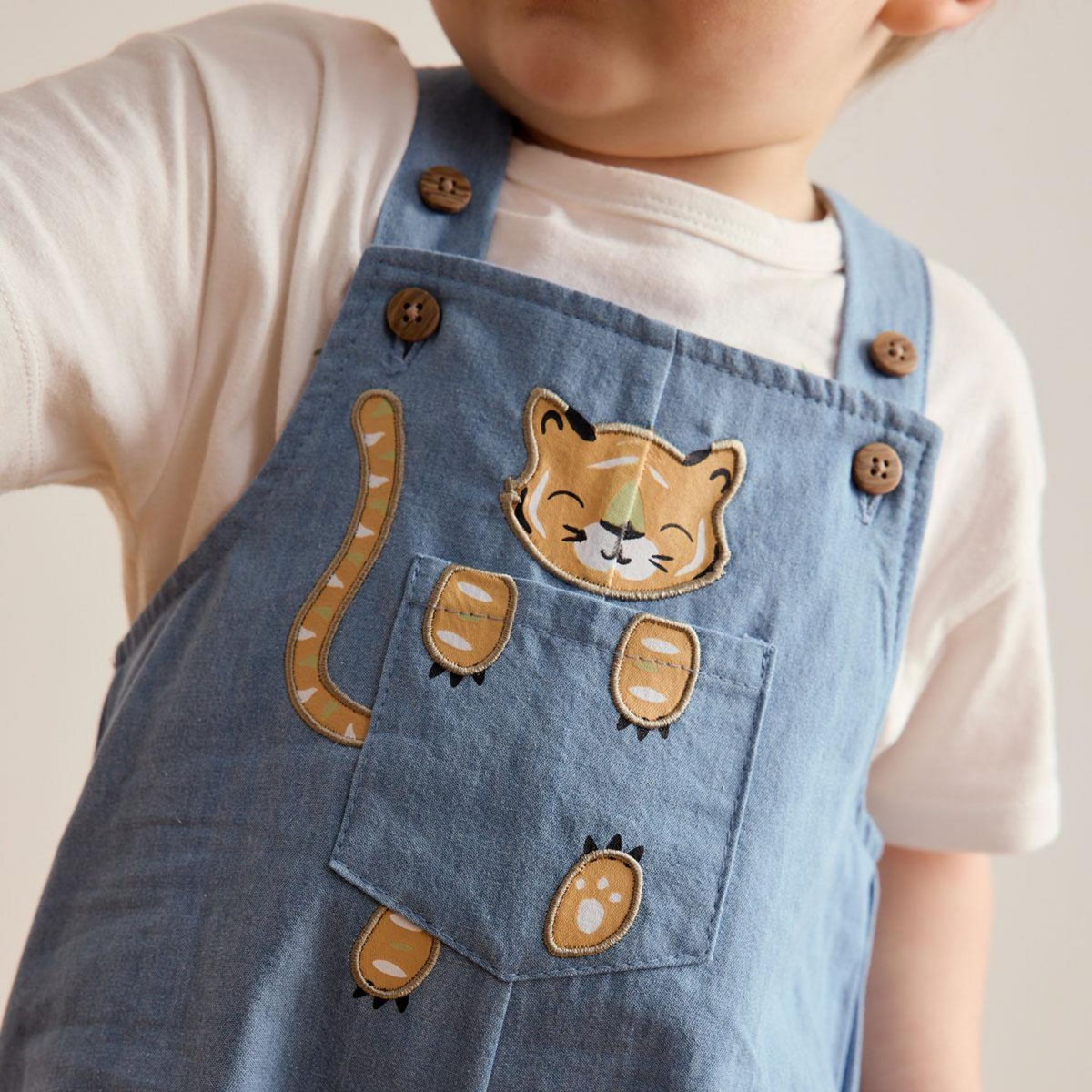 Petit Béguin Salopette bébé en toile de coton Kanha