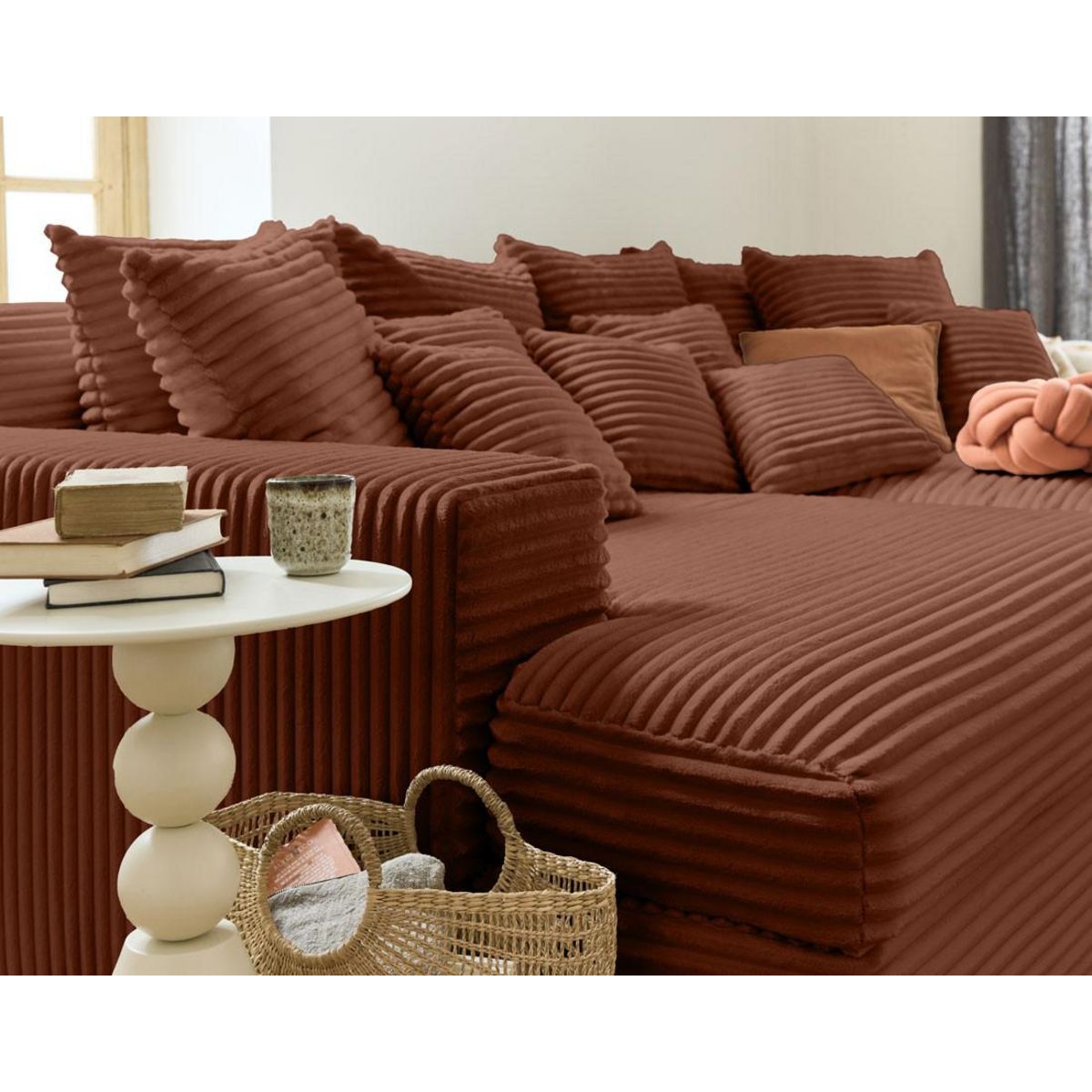 LISA DESIGN Collins - canapé droit 4 places avec double méridienne - assise profonde - velours côtelé grosses côtes