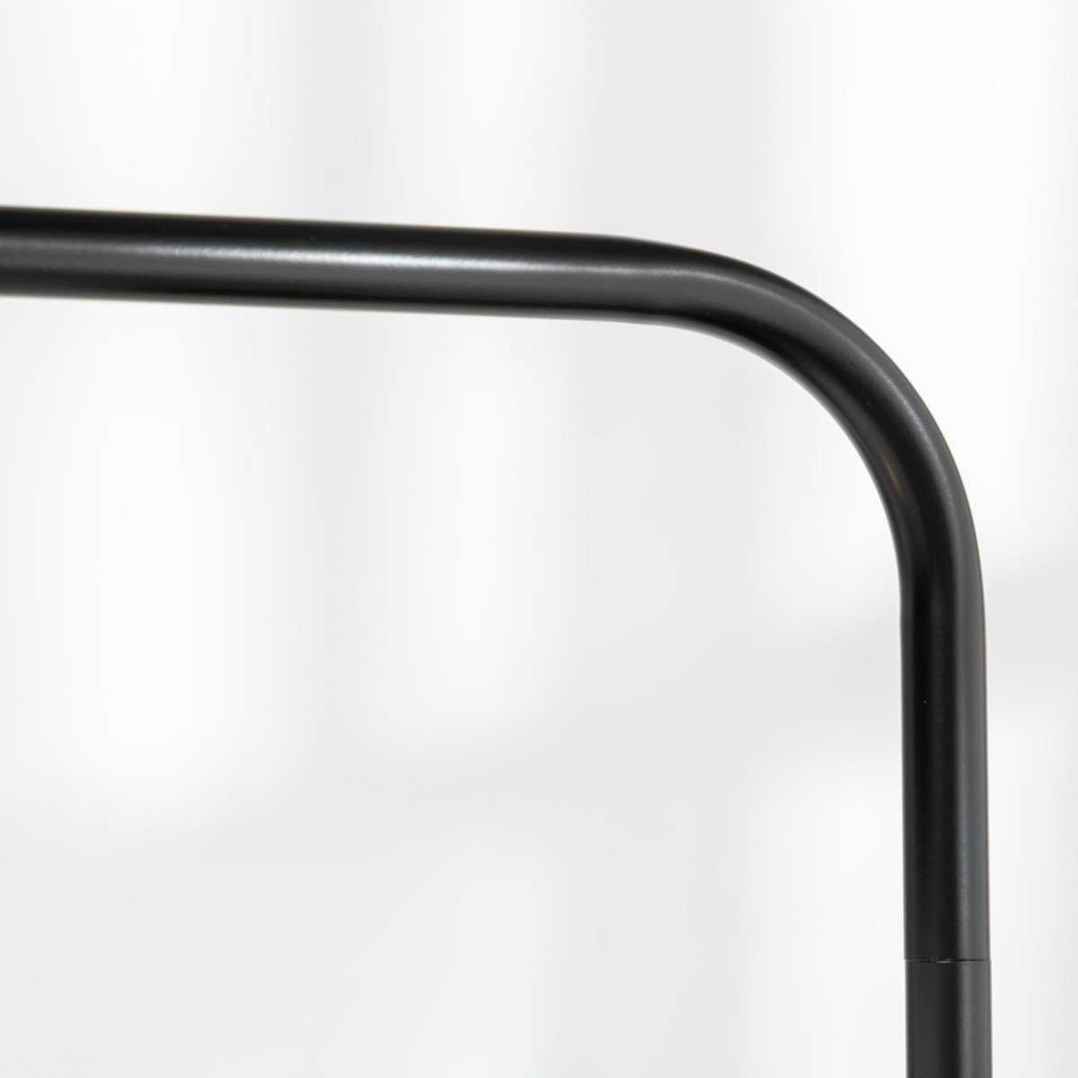 HOMCOM Lampadaire design néo-rétro max. 40 W 163H cm abat-jour circulaire aspect lin blanc piètement structure acier noir