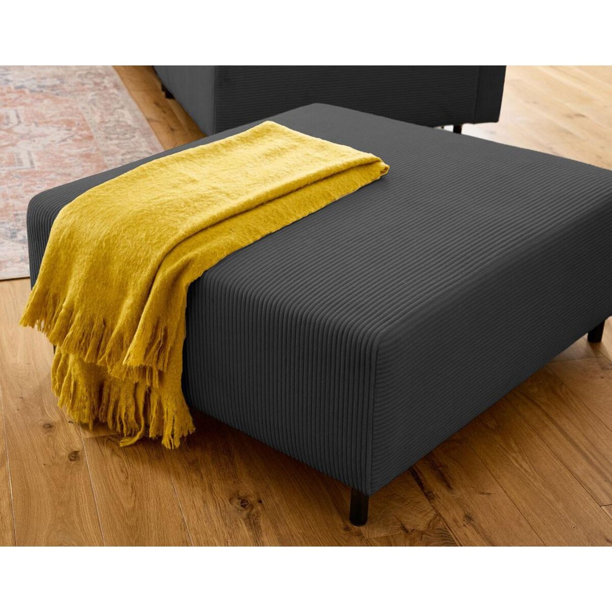 LISA DESIGN Edinburg - pouf modulable - en velours côtelé