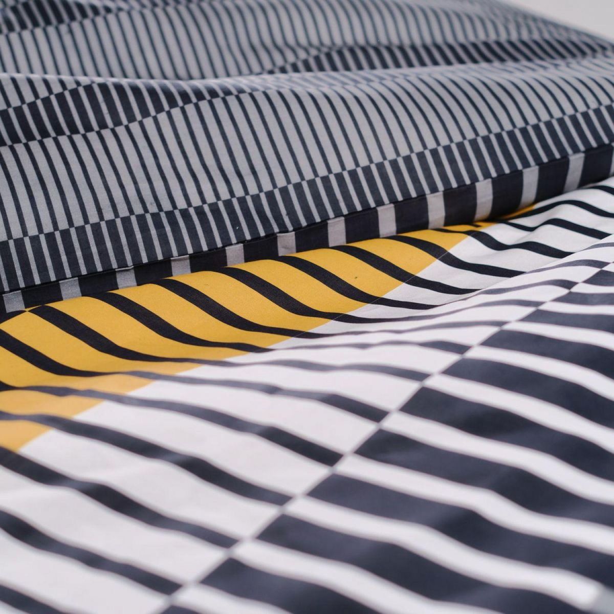 TODAY Parure housse de couette en coton 57 fils motif rayure CHLOÉ