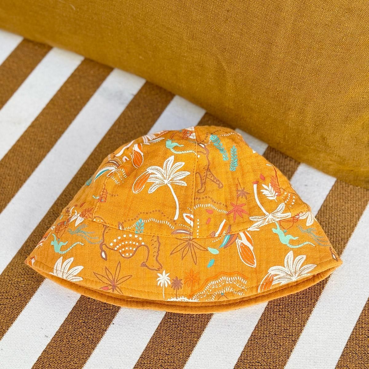 Petit Béguin Bob bébé réversible en gaze de coton Liwa