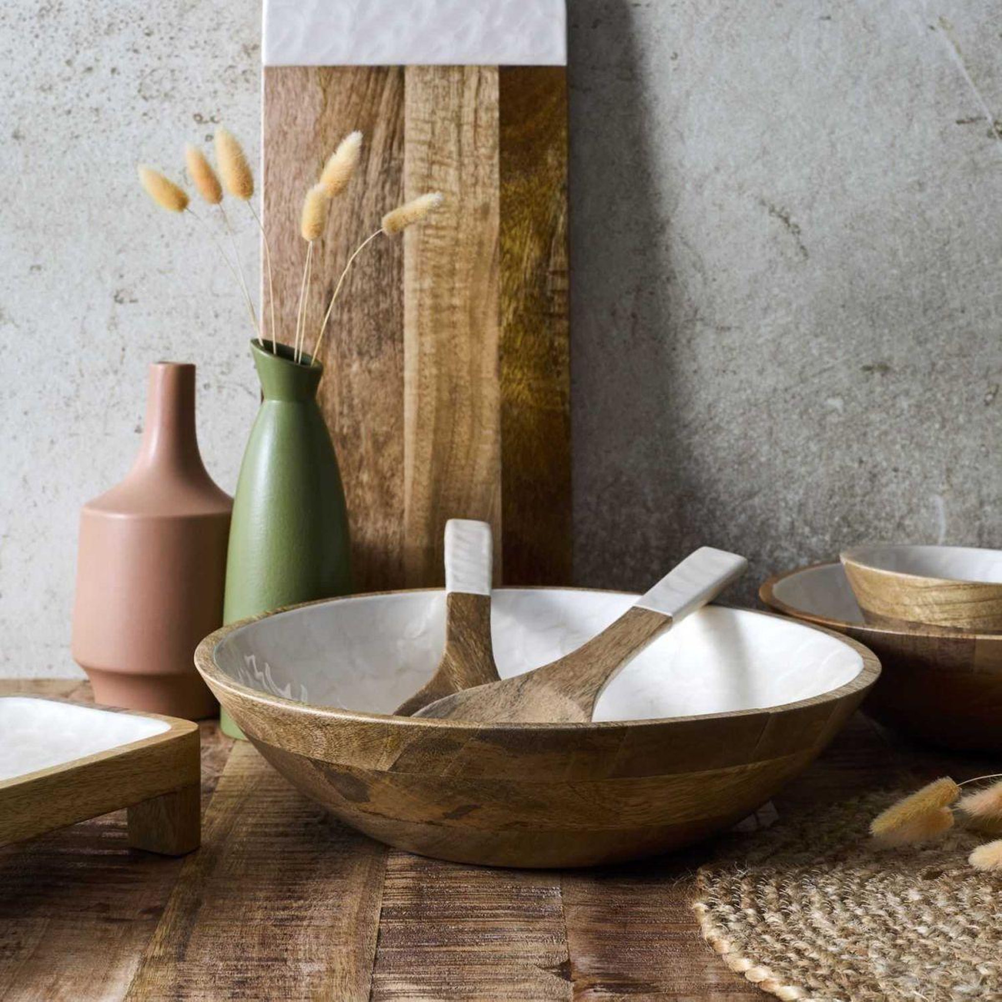 Voir la diapositive 4 : The Home Deco Factory Saladier en bois  nerina  33cm beige