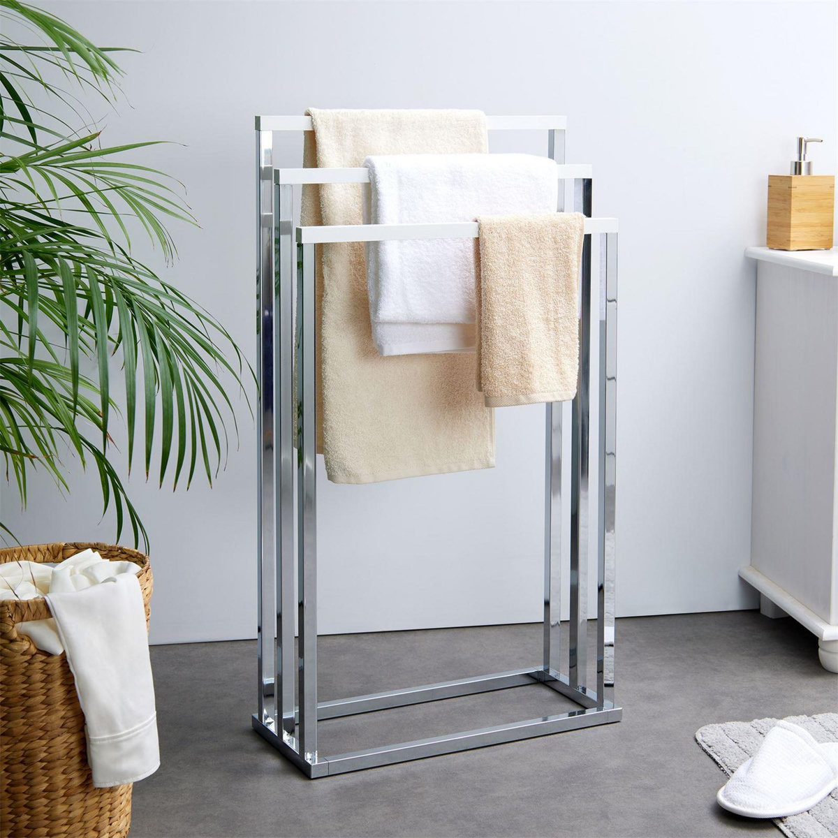 IDIMEX Porte-serviettes EDOARDO, en métal chromé et bois