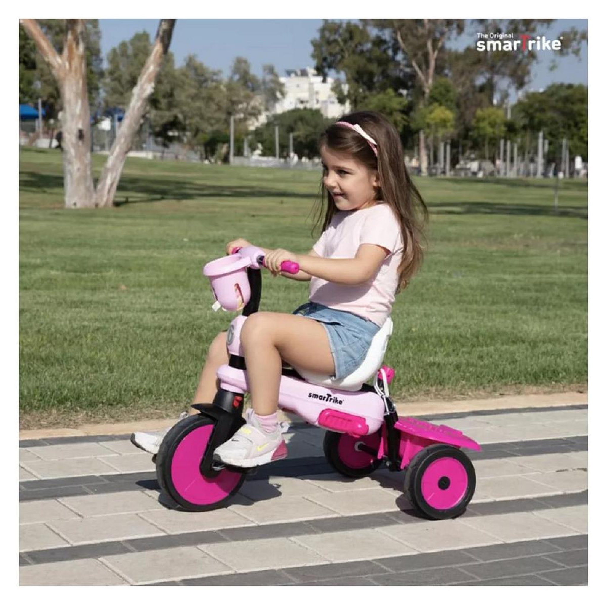 Voir la diapositive 3 : SMARTRIKE Tricycle Breeze rose evolutif